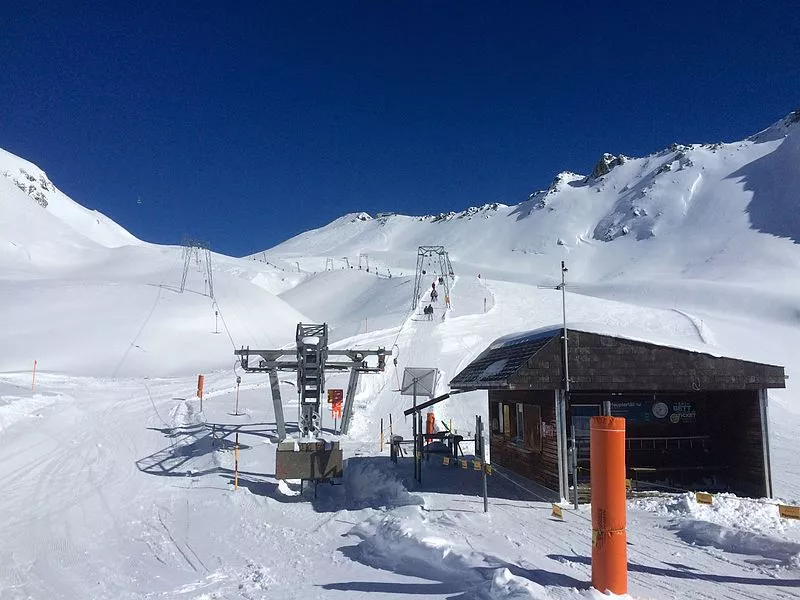 Jakobshorn in Switzerland, Europe | Snowboarding,Skiing - Rated 4.2