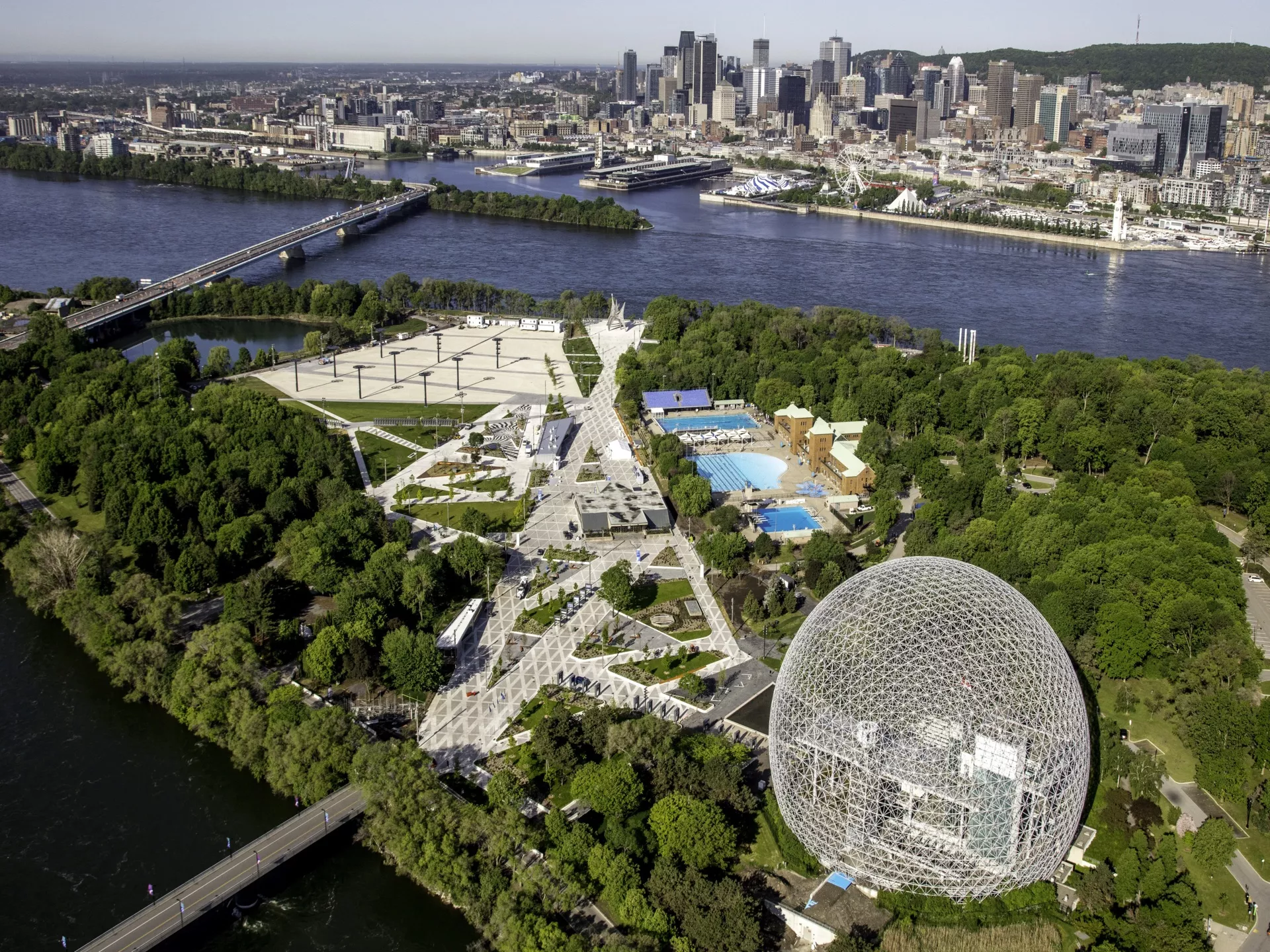 Jean-Drapeau Park in Canada, North America | Parks - Rated 3.7