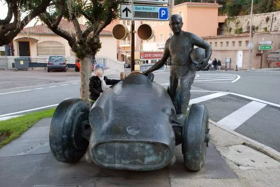 Juan Manuel Fangio Memorial in Monaco, Europe | Monuments - Rated 0.8