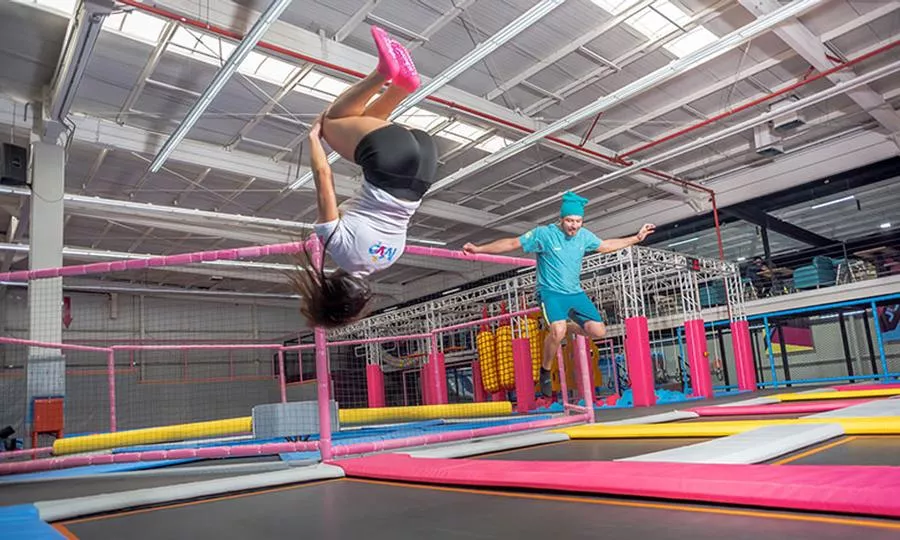 Jumper trampolin park in Chile, South America | Trampolining - Rated 4