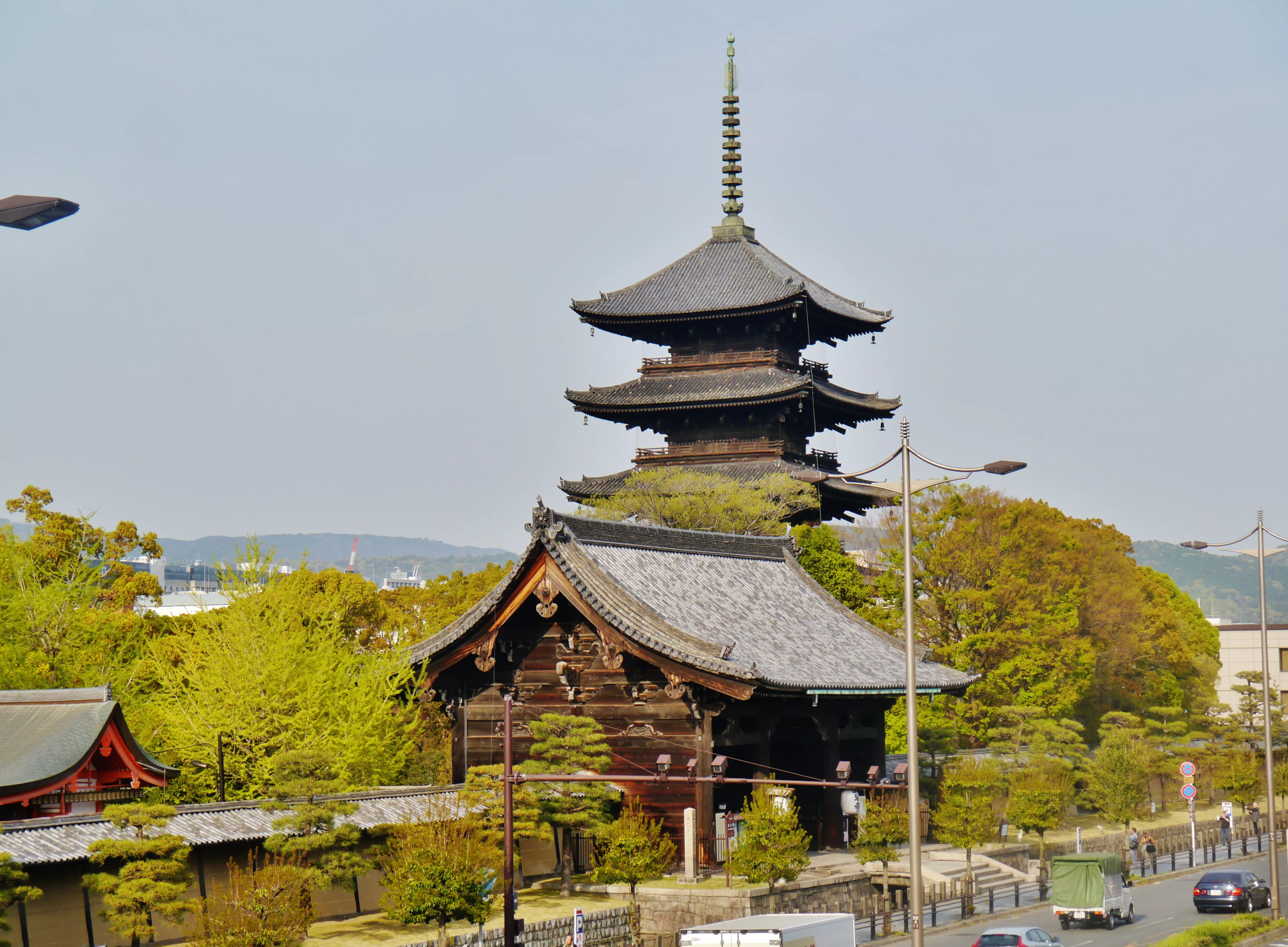 To-ji in Japan, East Asia | Architecture - Rated 3.7