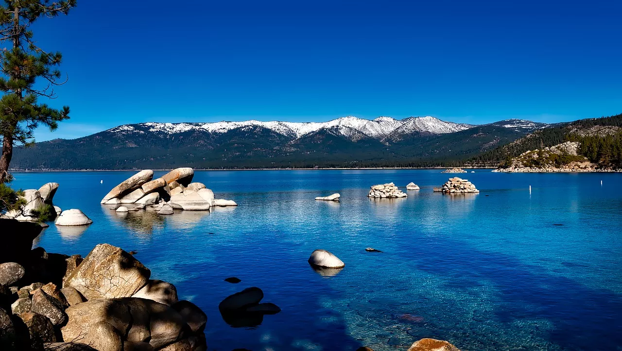 Lake Tahoe in USA, North America | Lakes - Rated 4.1