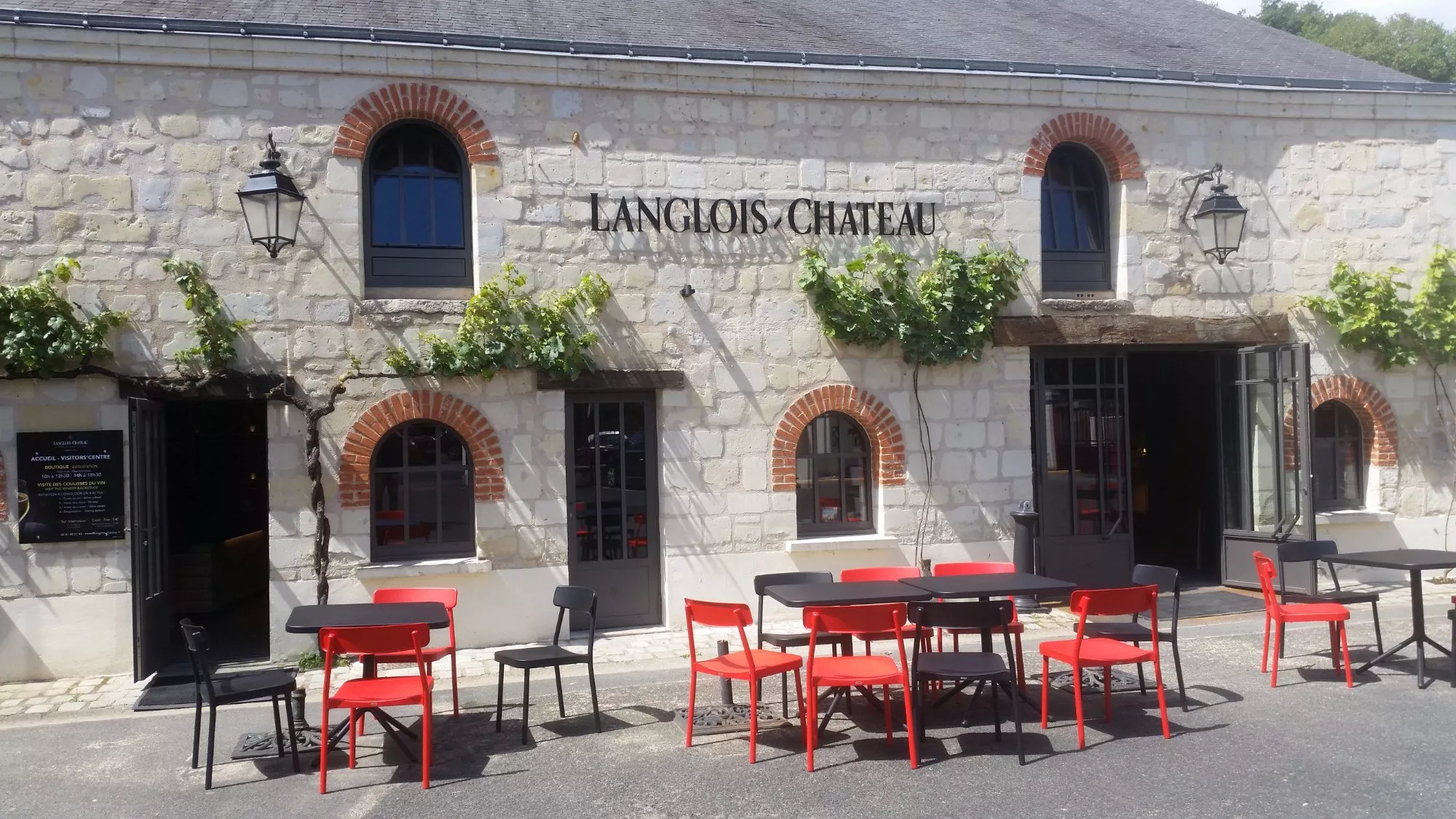 Langlois-Chateau in France, Europe | Wineries - Rated 0.8