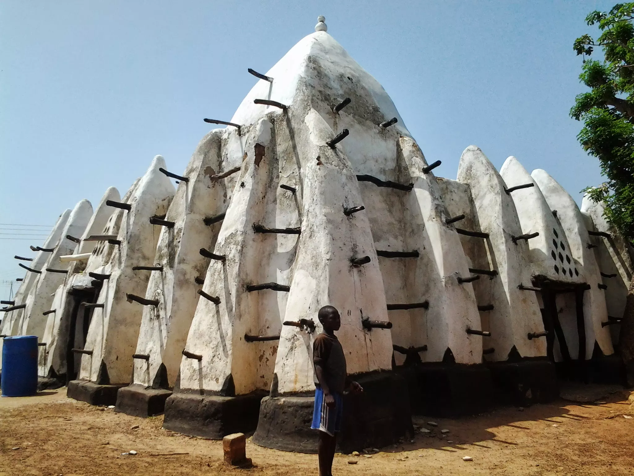 Larabanga Ancient Mosque in Ghana, Africa | Architecture - Rated 0.7