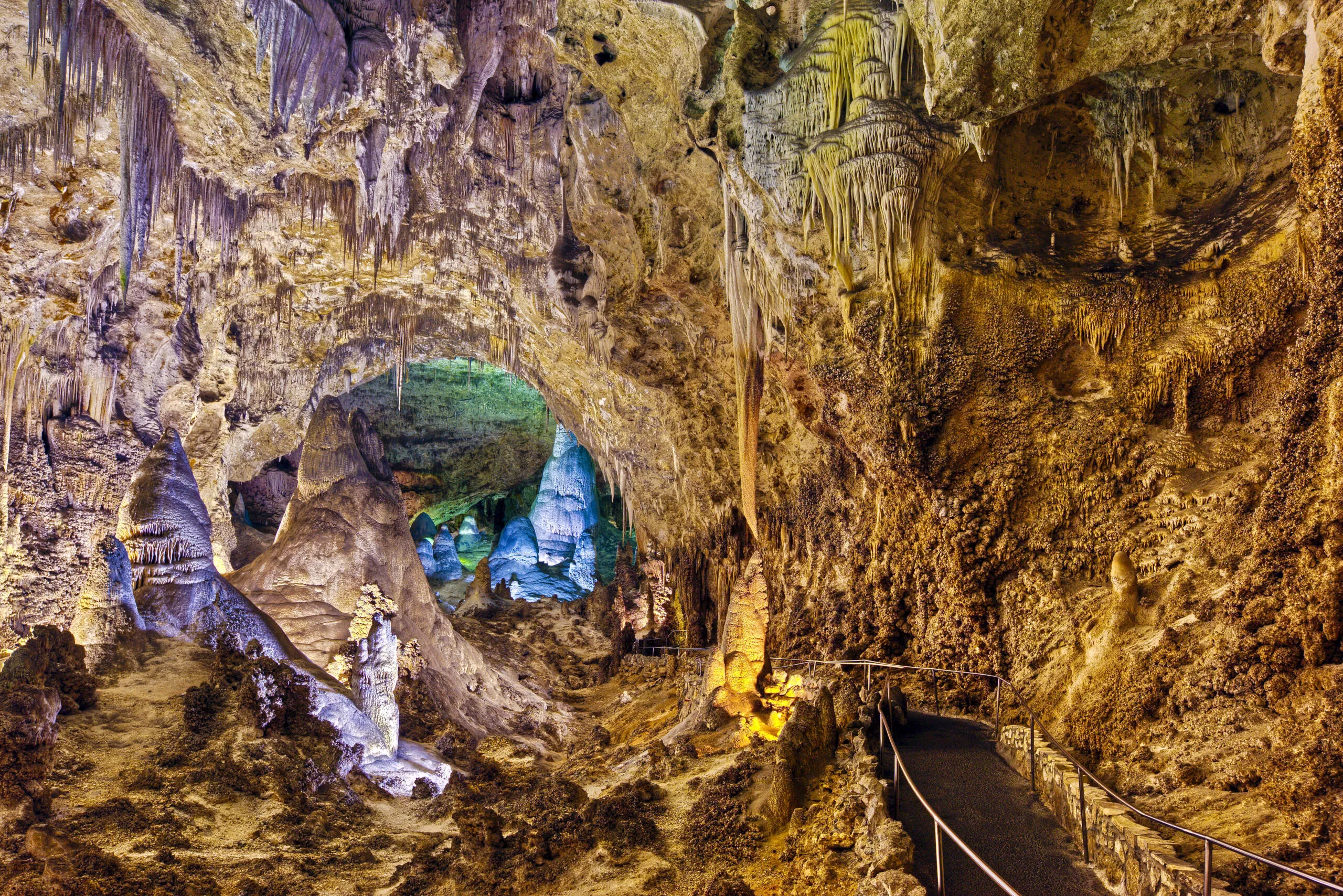 Lechuguilla Cave in USA, North America | Caves & Underground Places - Rated 0.7