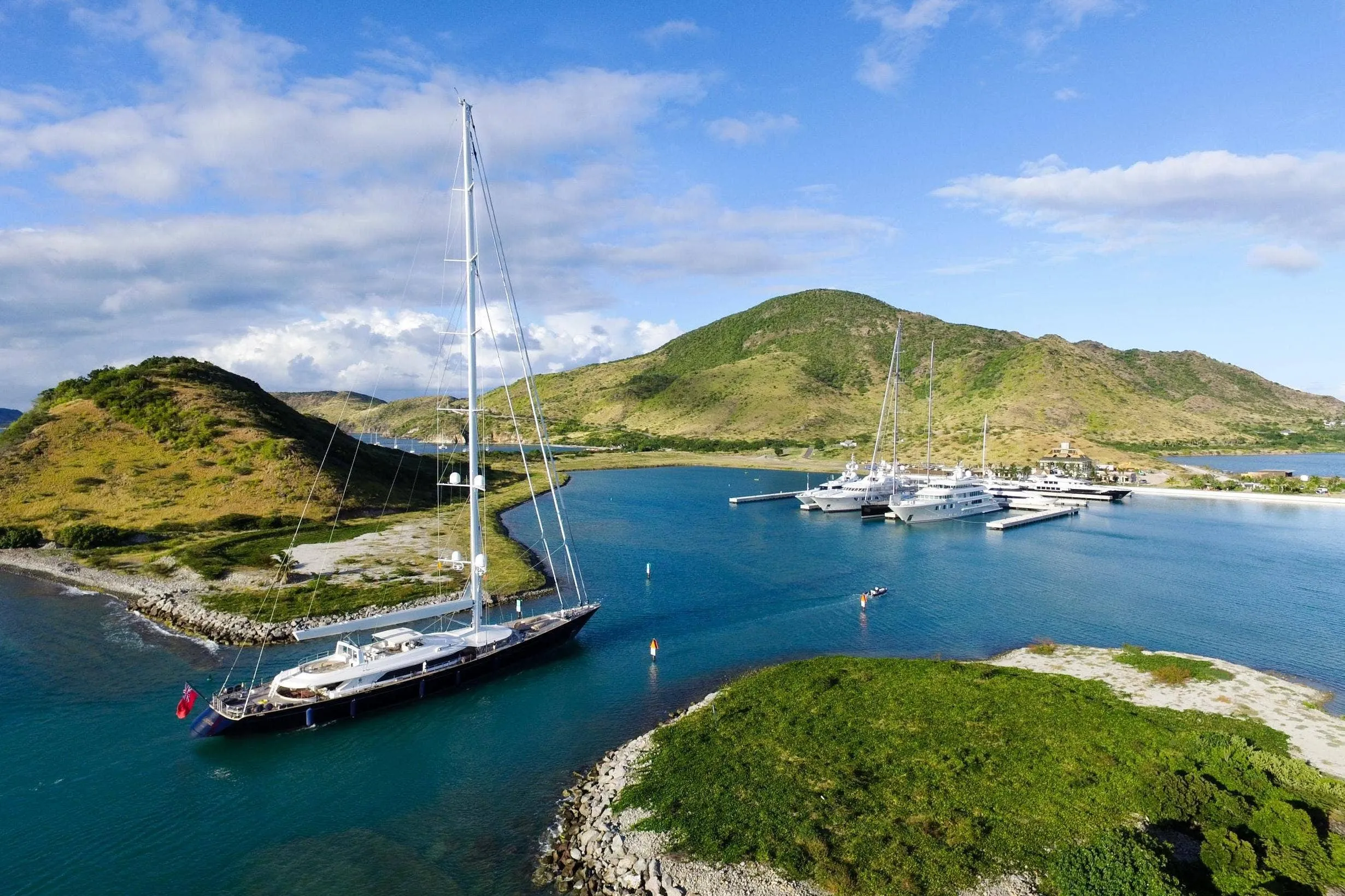 Leeward Islands Charters in Saint Kitts and Nevis, Caribbean | Excursions - Rated 0.8