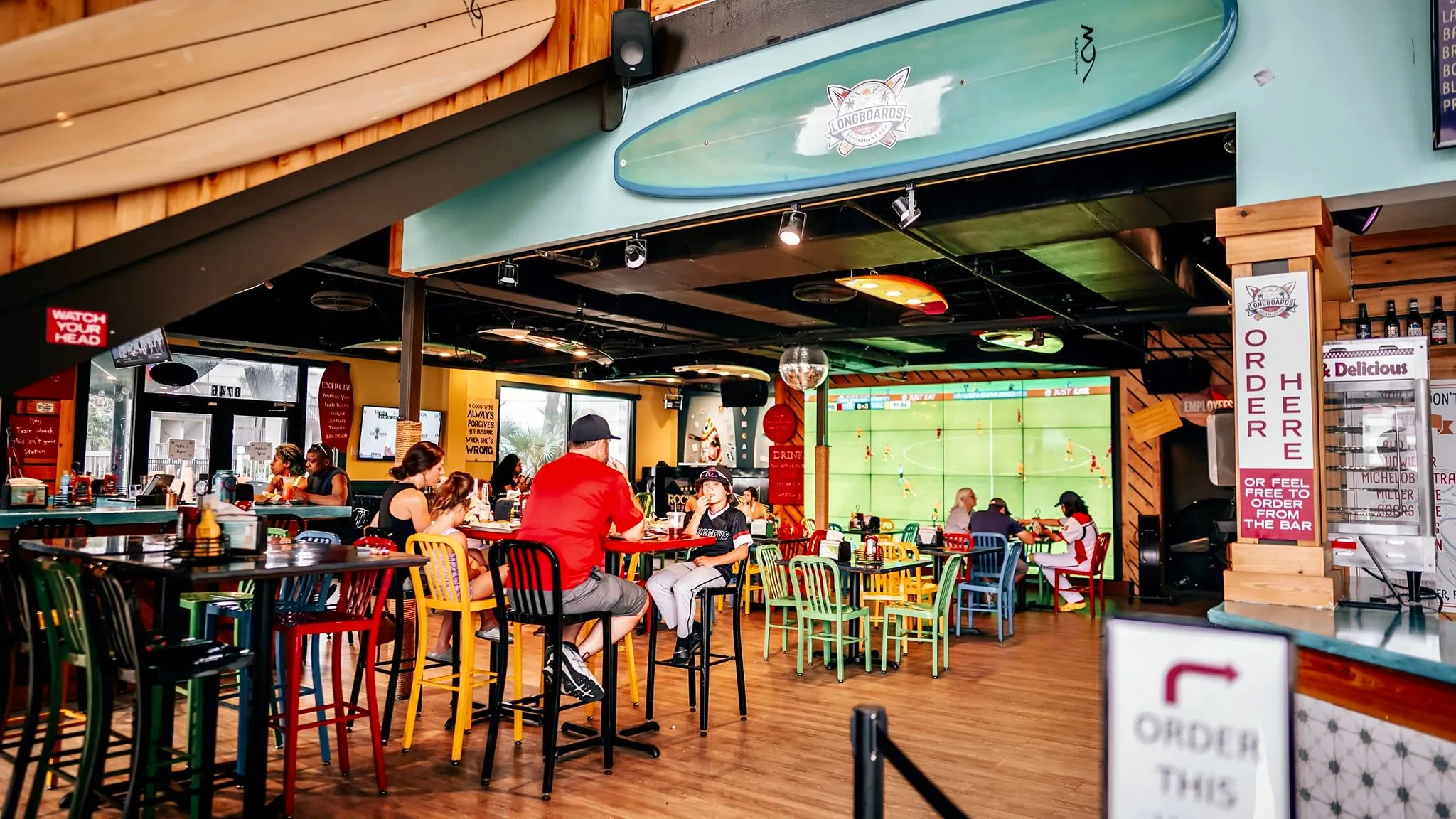 Longboards Restaurant & Bar in Panama, North America | Restaurants,Bars - Rated 3.4