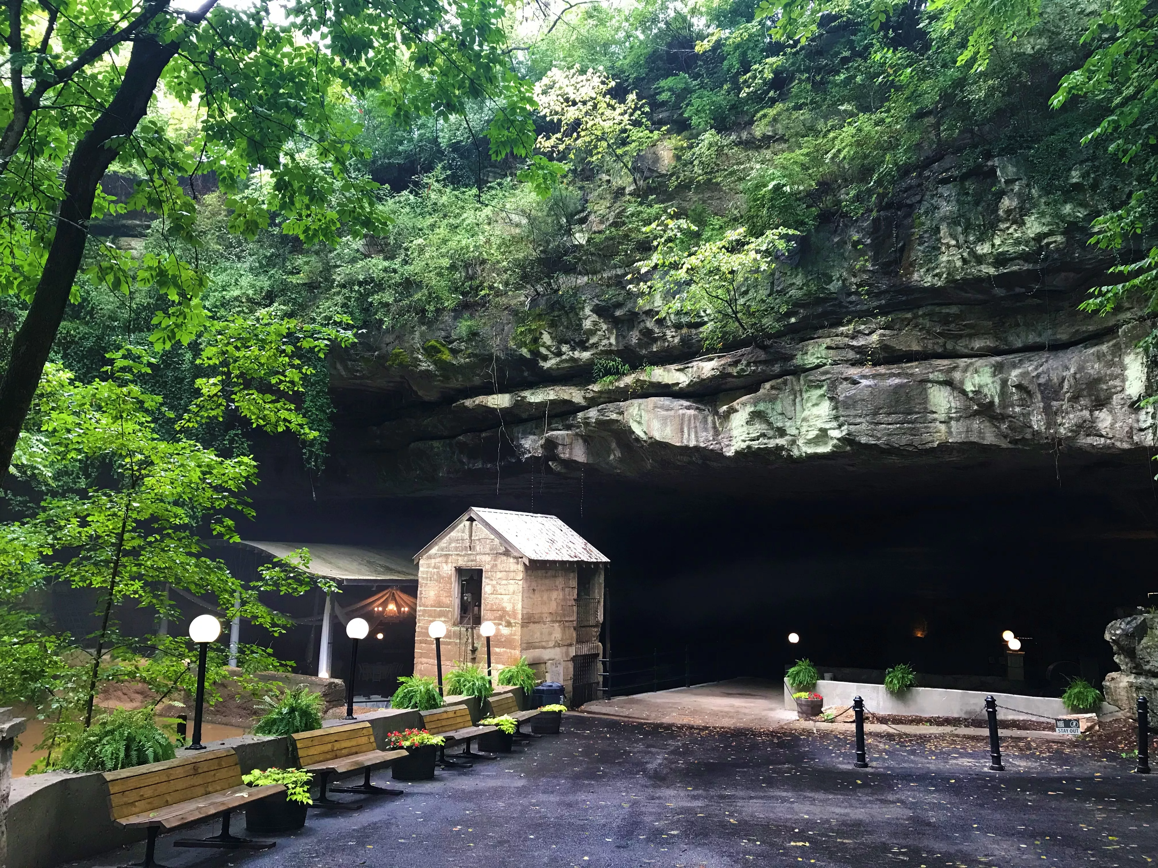 Lost River Cave in USA, North America | Caves & Underground Places - Rated 3.8