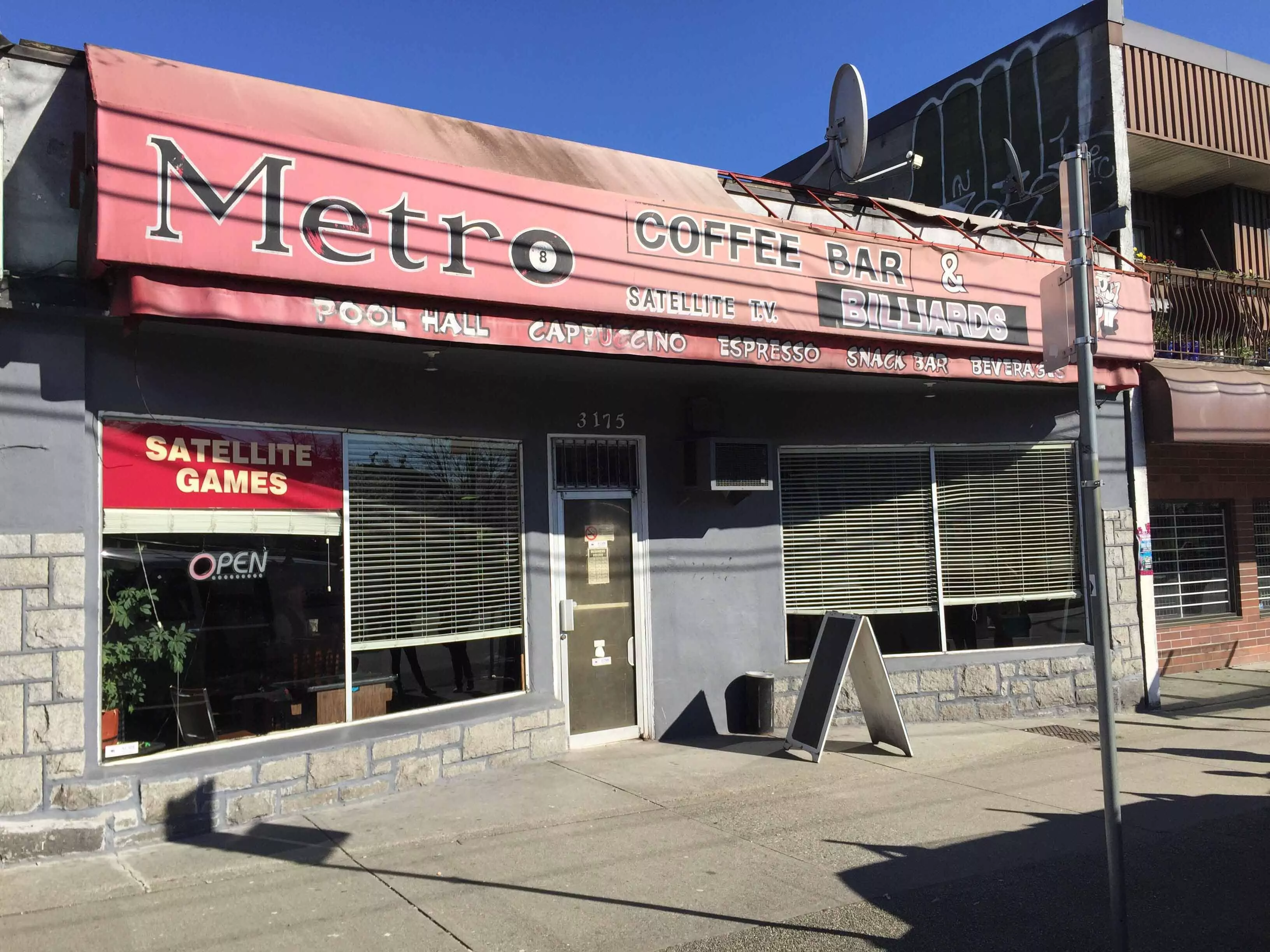 Metro Coffee Bar & Billiards in Canada, North America | Bars,Billiards - Rated 0.9