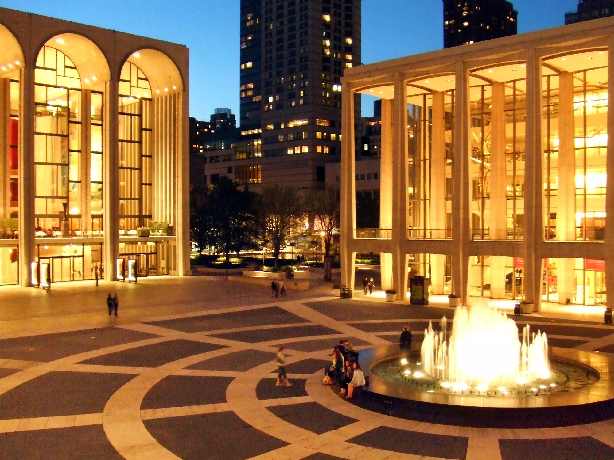 Metropolitan Opera Building in USA, North America | Opera Houses - Rated 4.1