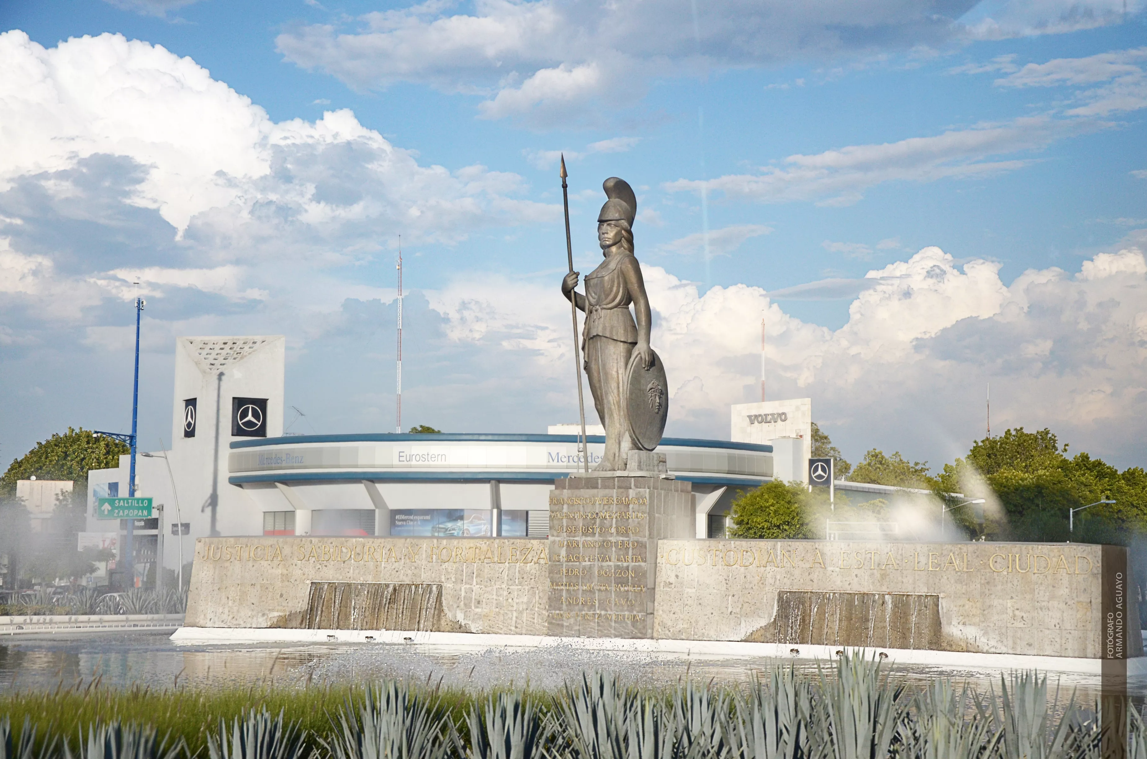 Minerva Roundabout in Mexico, North America | Monuments - Rated 4.1