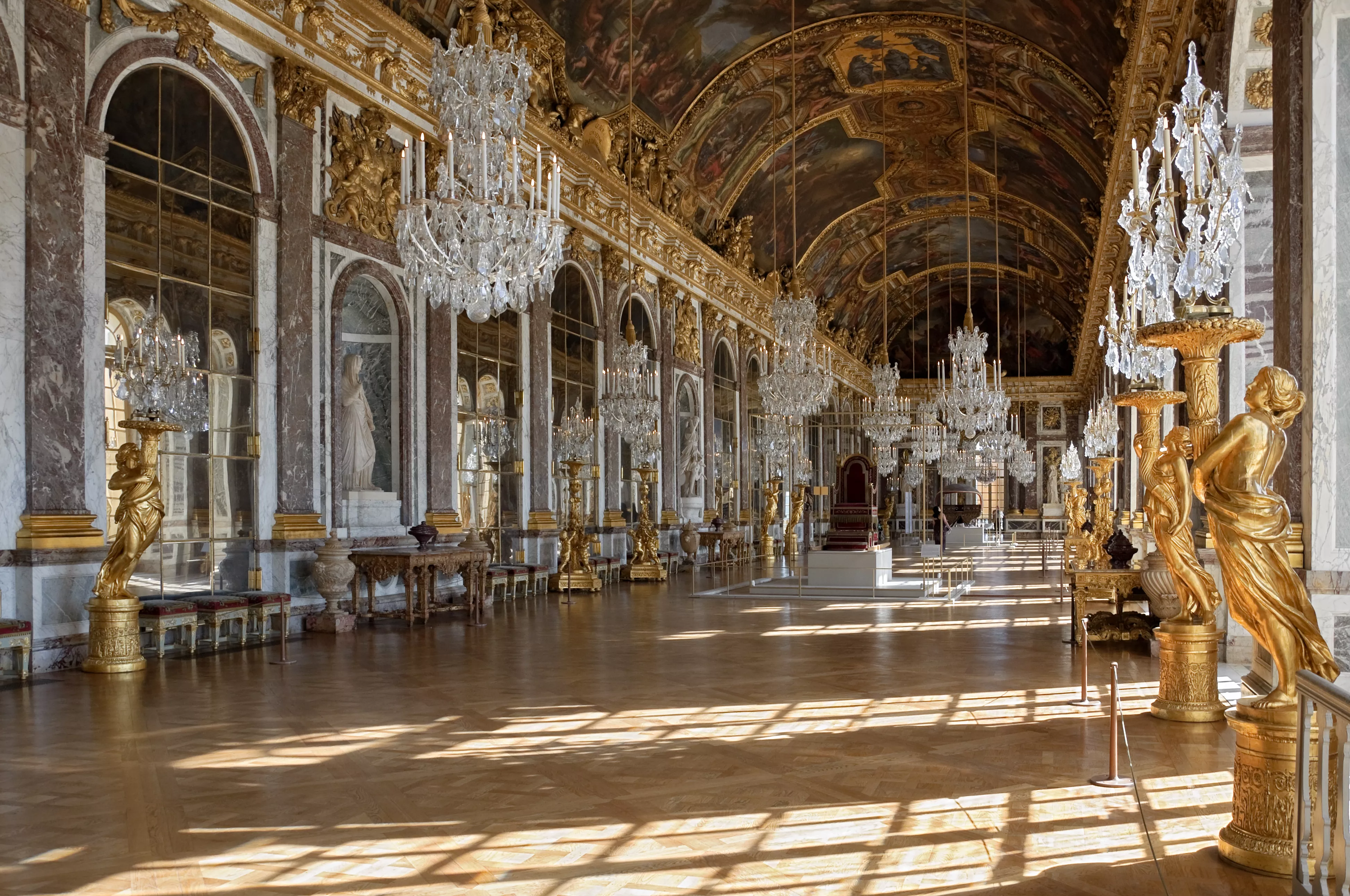 Mirror Gallery in France, Europe | Art Galleries - Rated 3.7