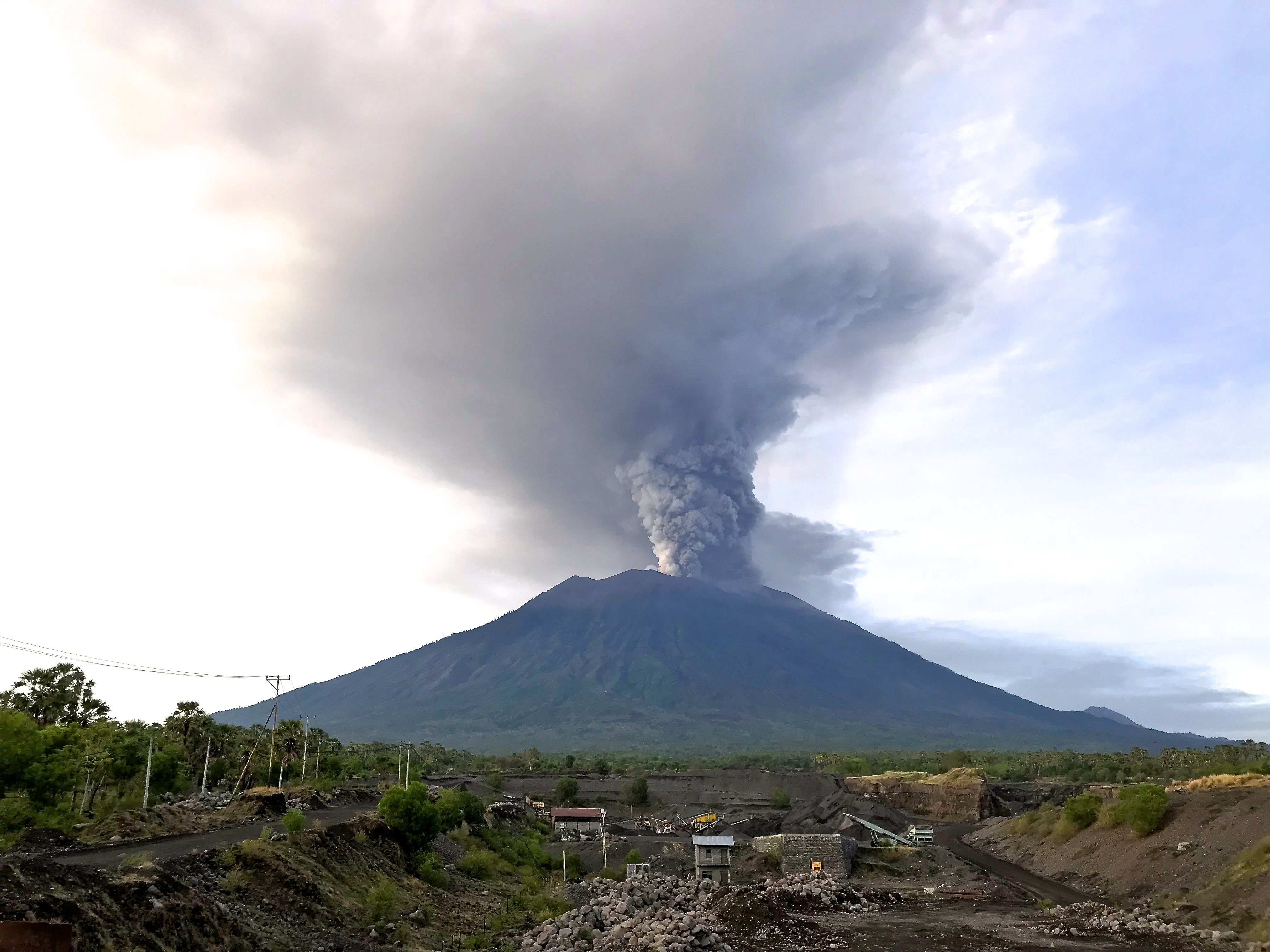 Agung in Indonesia, Central Asia | Volcanos - Rated 4.5