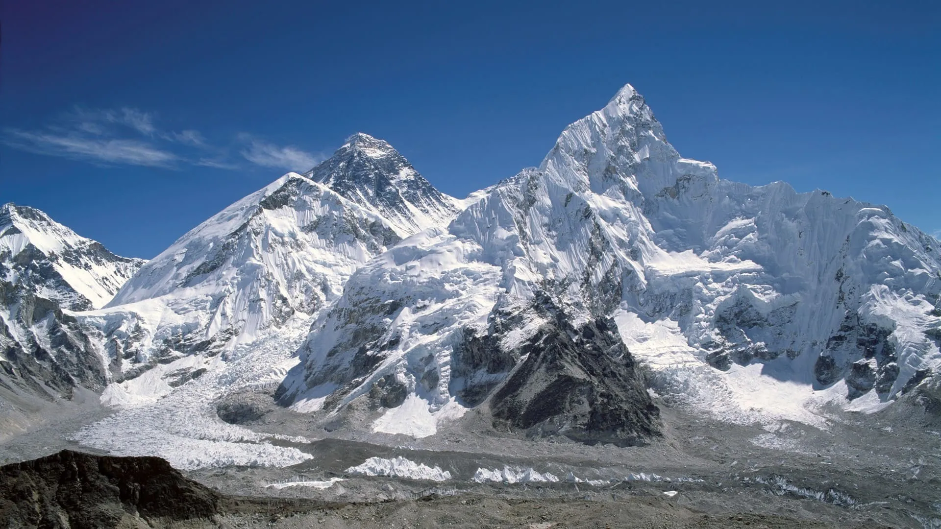 Mount Everest-Nepal in Nepal, Central Asia | Mountains - Rated 0.7