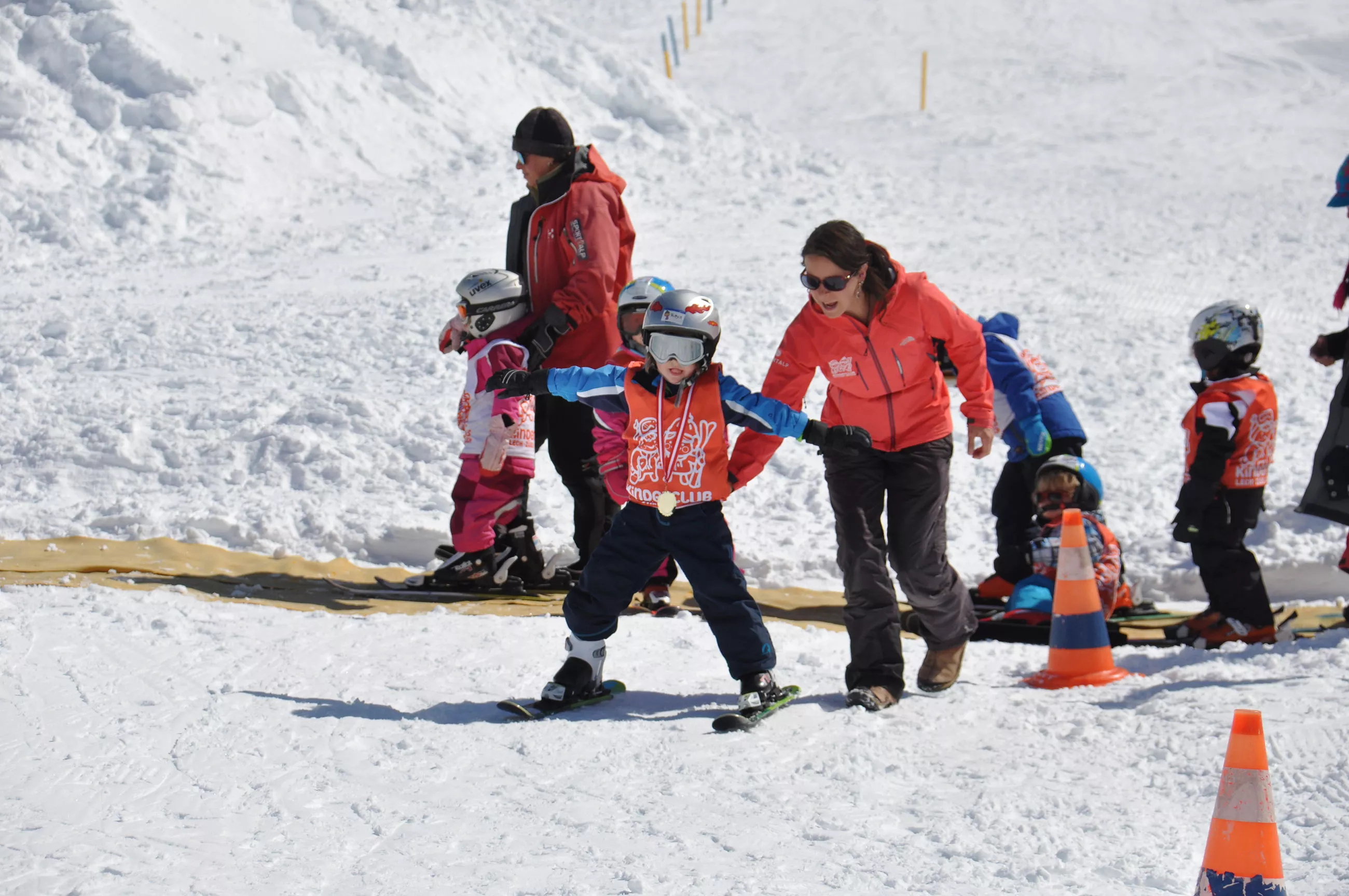 New Generation Ski & Snowboard School in Austria, Europe | Snowboarding,Skiing - Rated 0.9