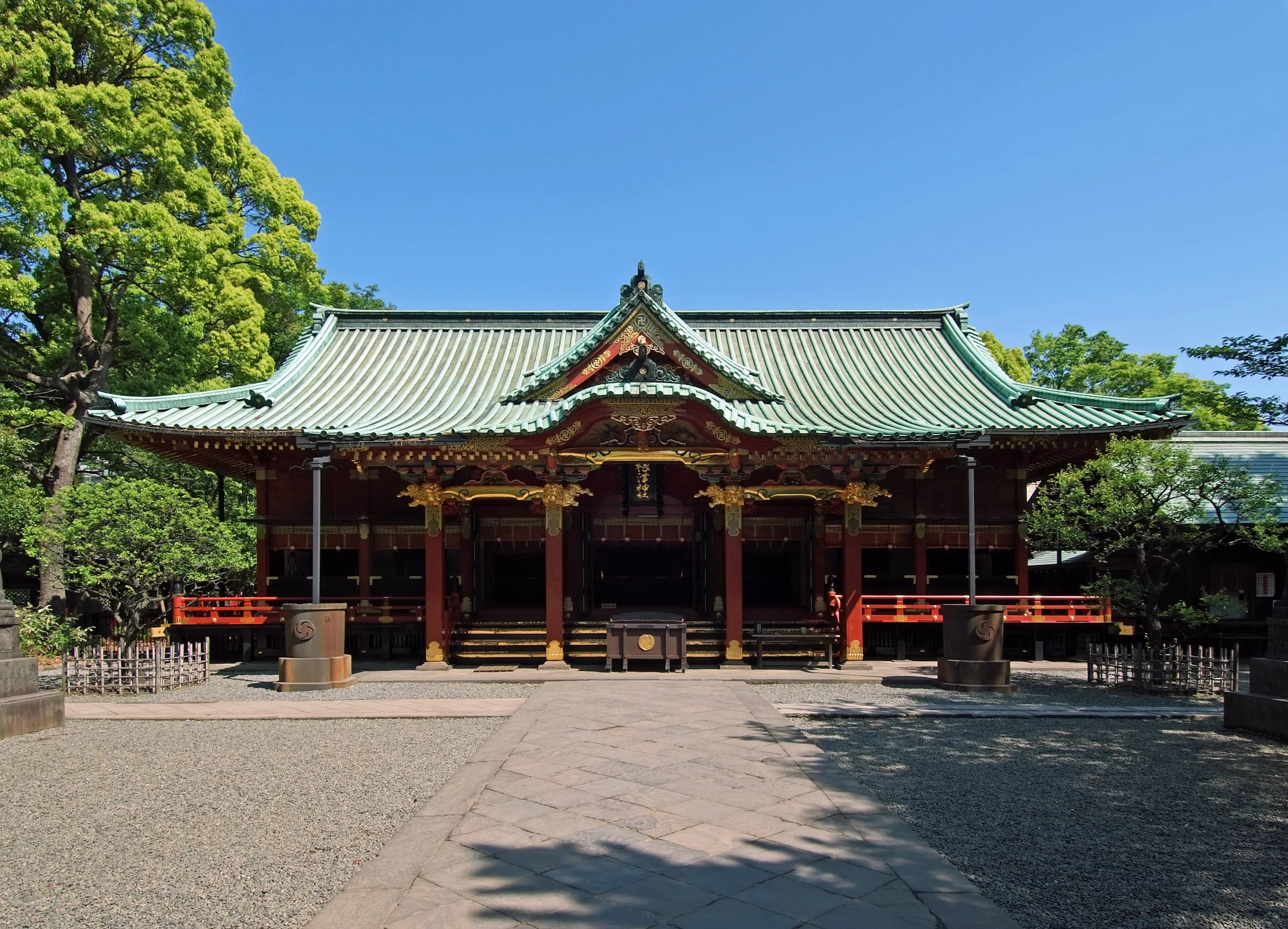 Nezu Shrine in Japan, East Asia | Architecture - Rated 3.5