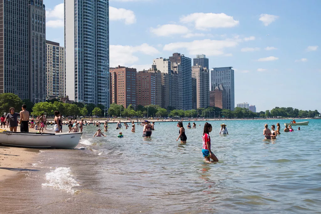 Oak Street Beach in USA, North America | Beaches - Rated 0.9