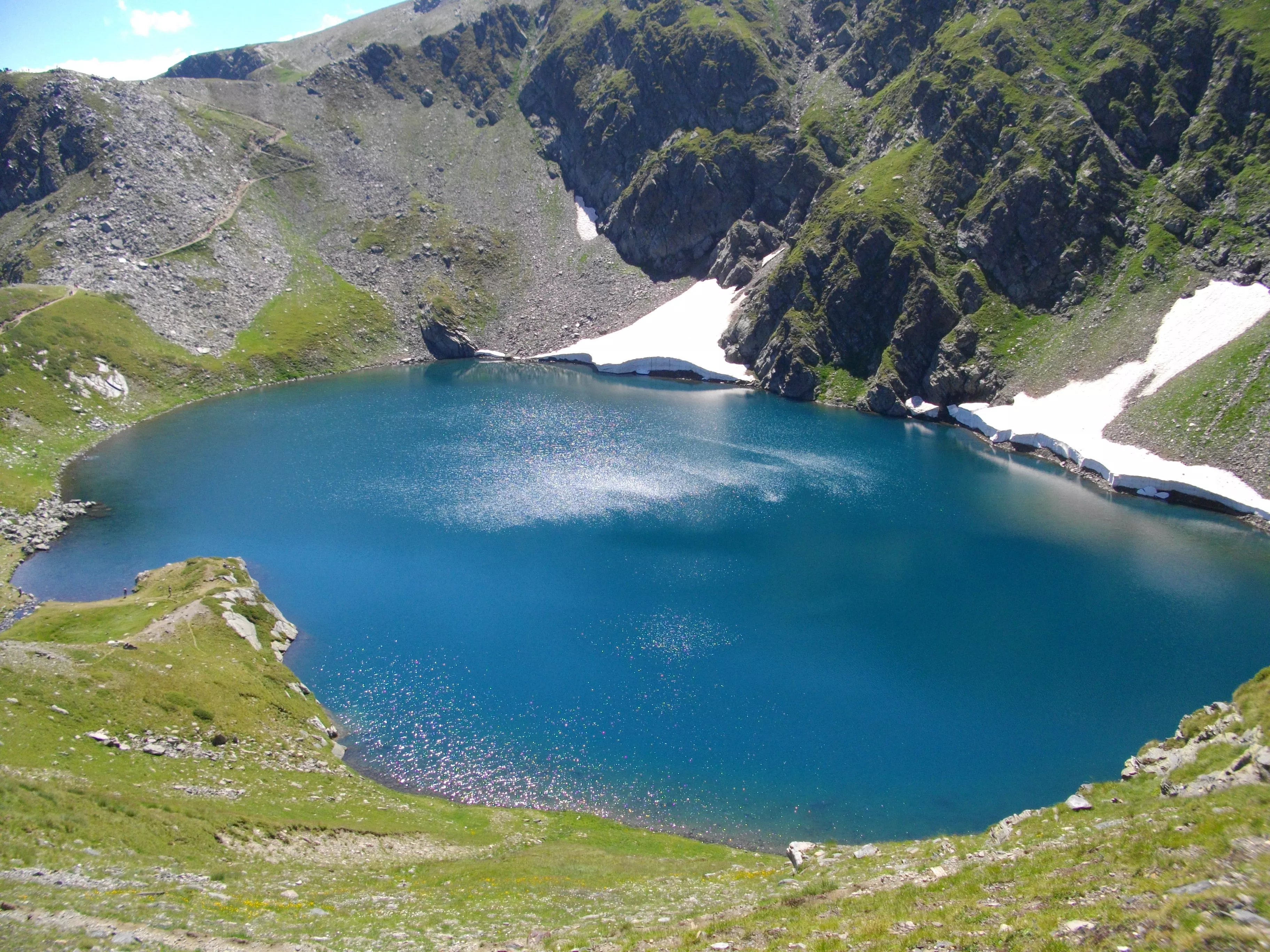 Okoto Lake in Bulgaria, Europe | Lakes - Rated 3.9