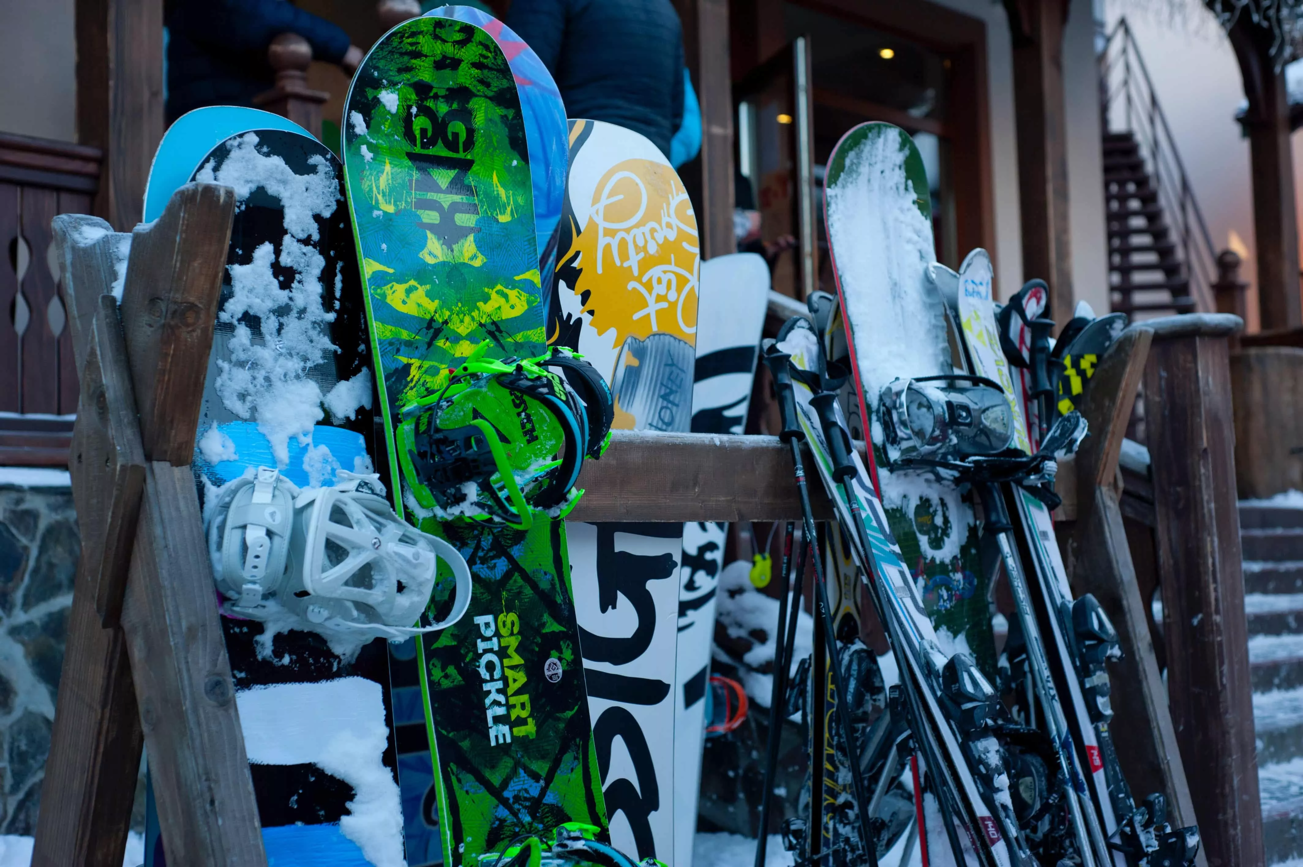 Happy Skis Ski Rental in Switzerland, Europe | Snowboarding,Skiing - Rated 1