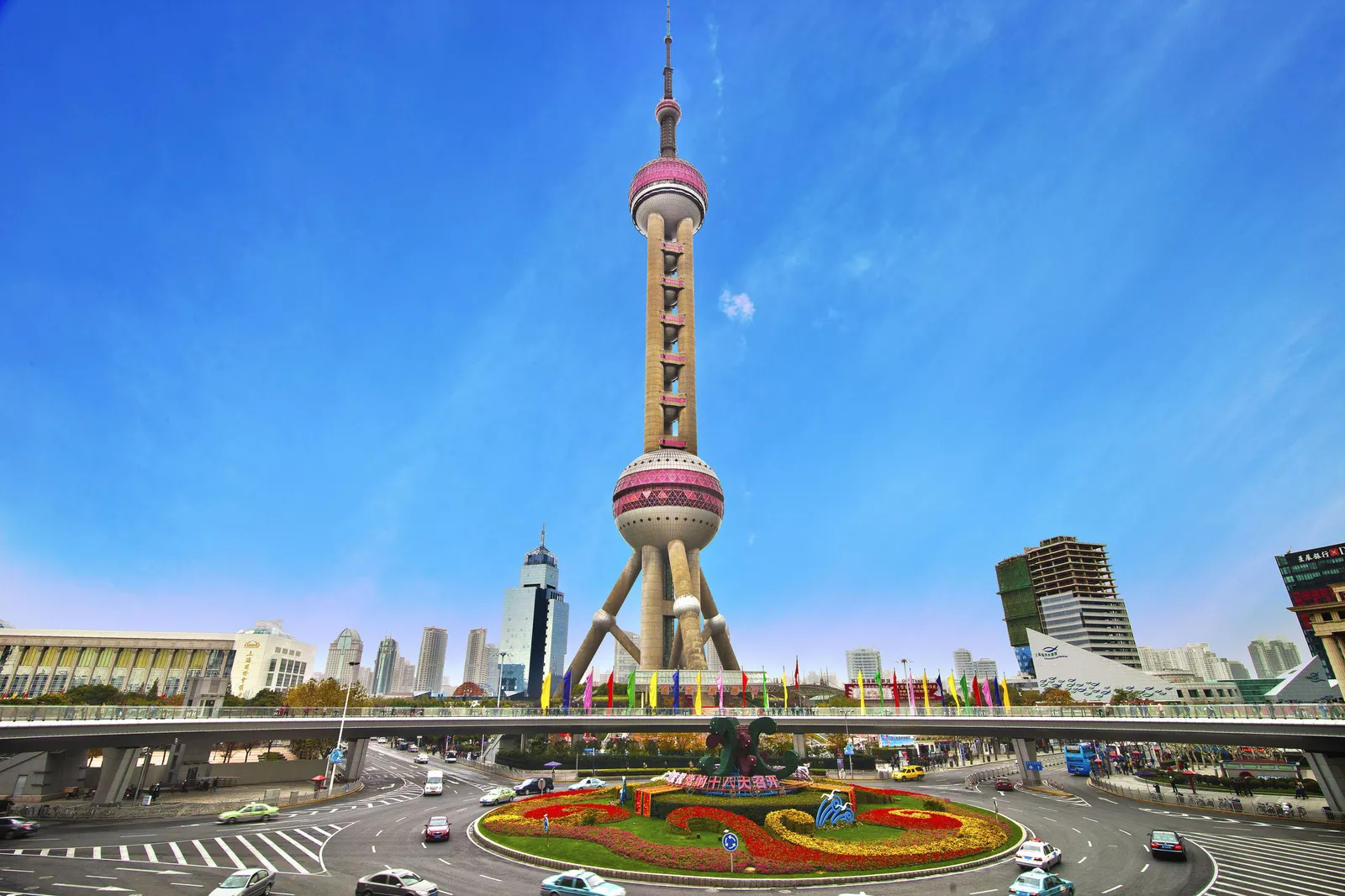 Oriental Pearl in China, East Asia | Architecture,Observation Decks,Rooftopping - Rated 4