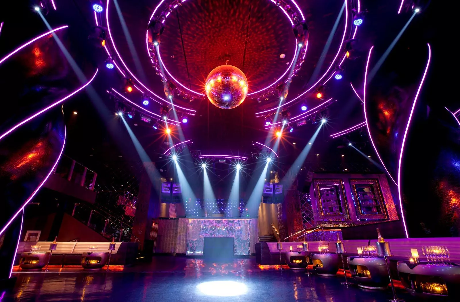 Oro in Dominican Republic, Caribbean | Nightclubs,Sex-Friendly Places - Rated 3.4