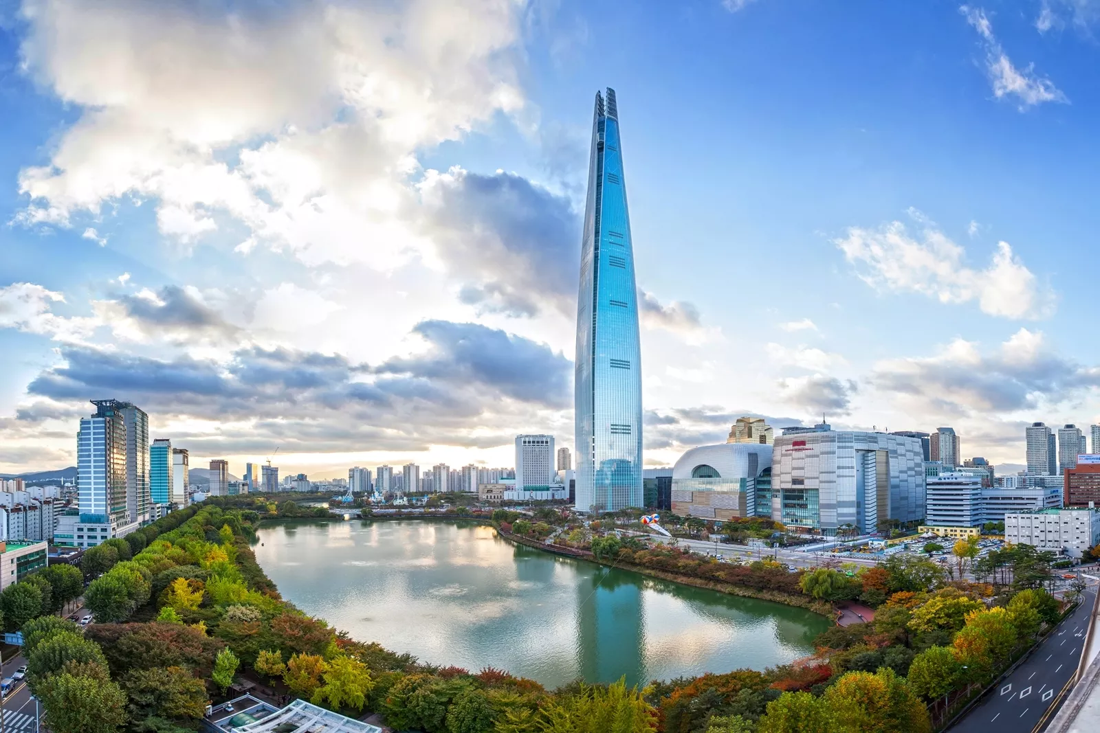 Lotte World Tower in South Korea, East Asia | Observation Decks - Rated 4.4