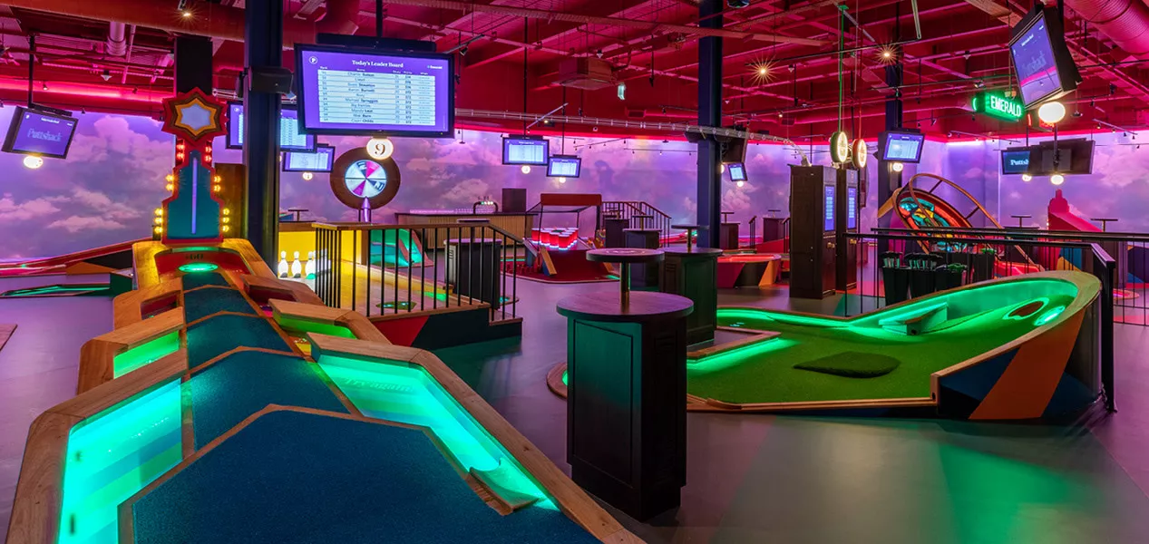 Puttshack, White City in United Kingdom, Europe | Golf - Rated 4