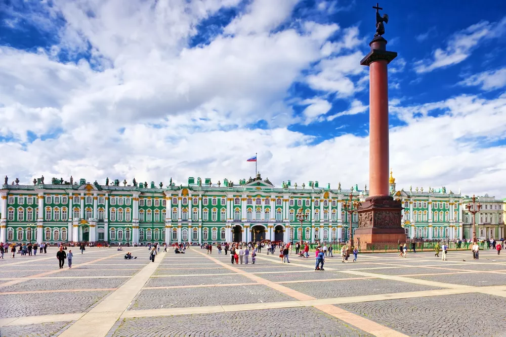 Palace Square in Russia, Europe | Architecture - Rated 5.4