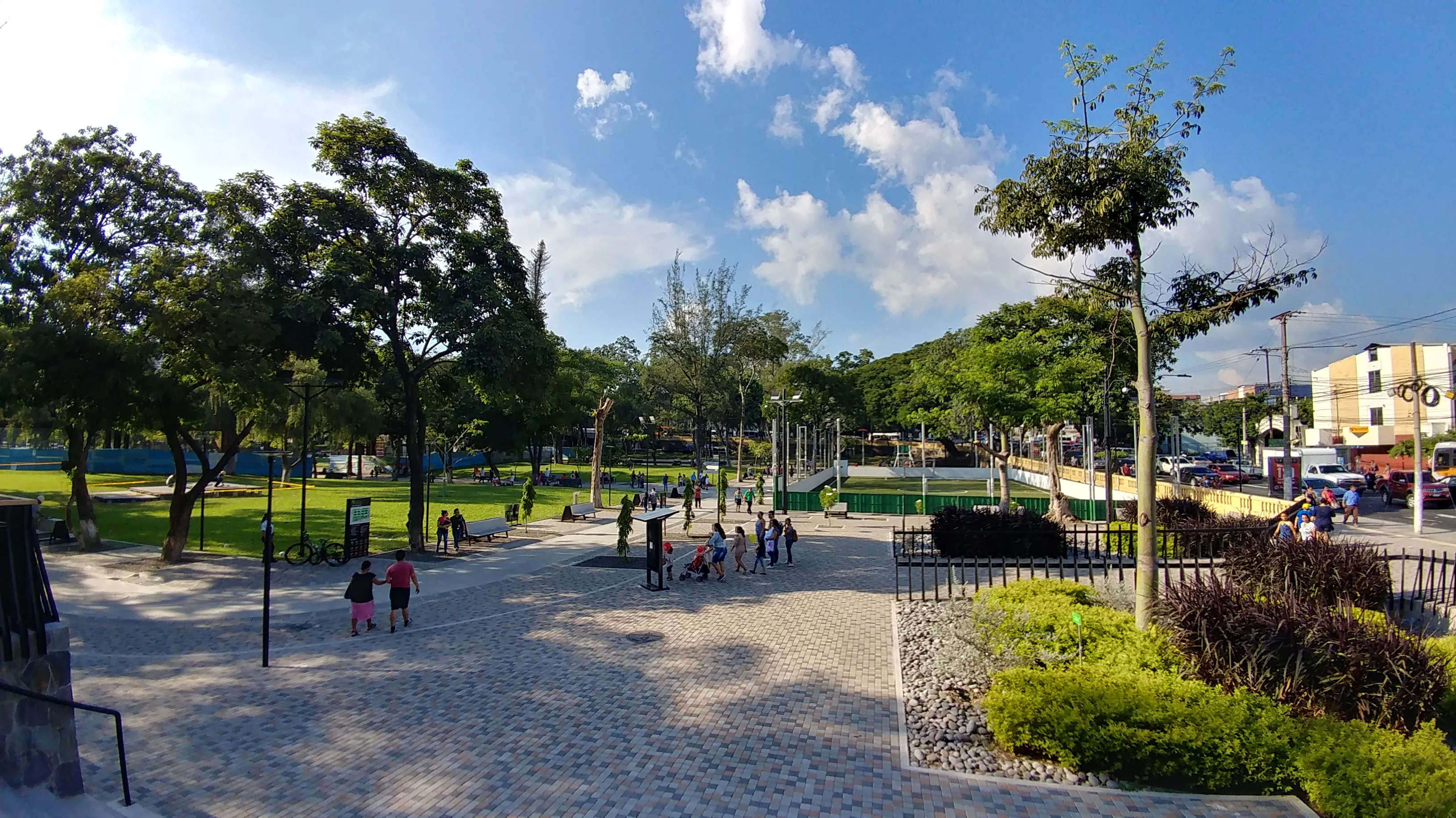 Cuscatlan Park in El Salvador, North America | Parks - Rated 4