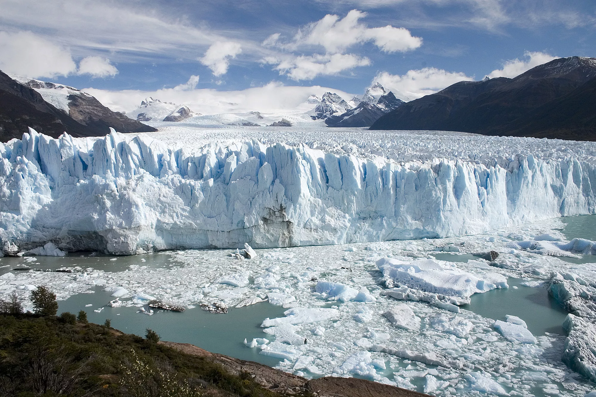 Glaciar Perito Moreno in Argentina, South America | Glaciers - Rated 4.9