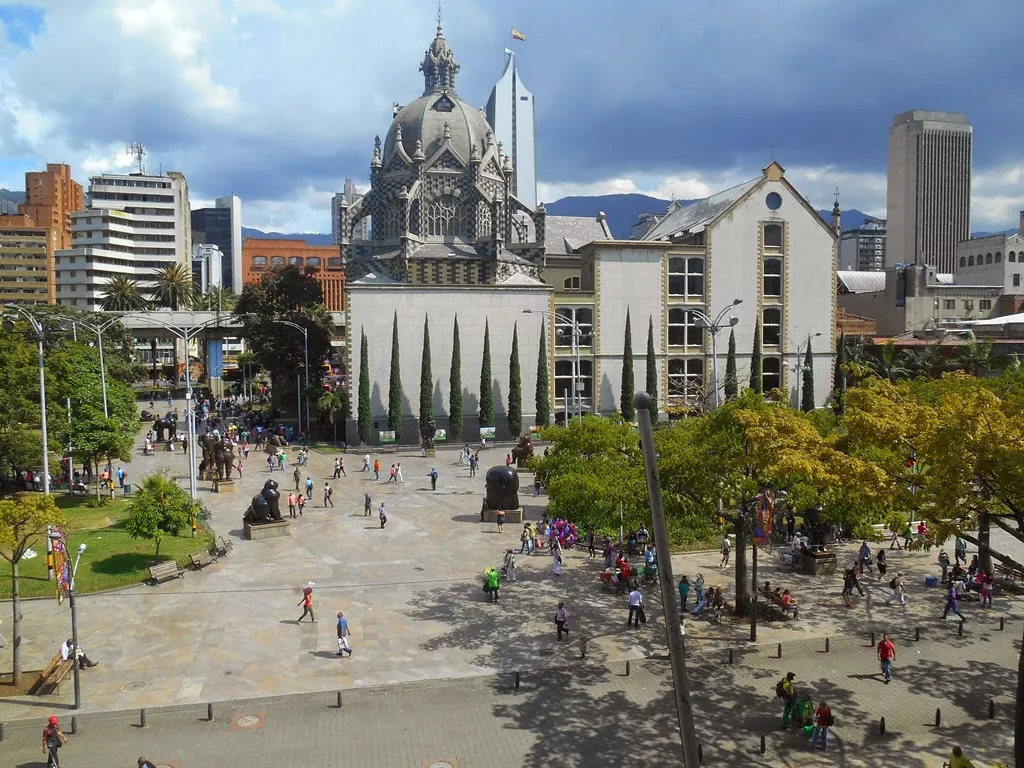Botero Square in Colombia, South America | Architecture - Rated 4