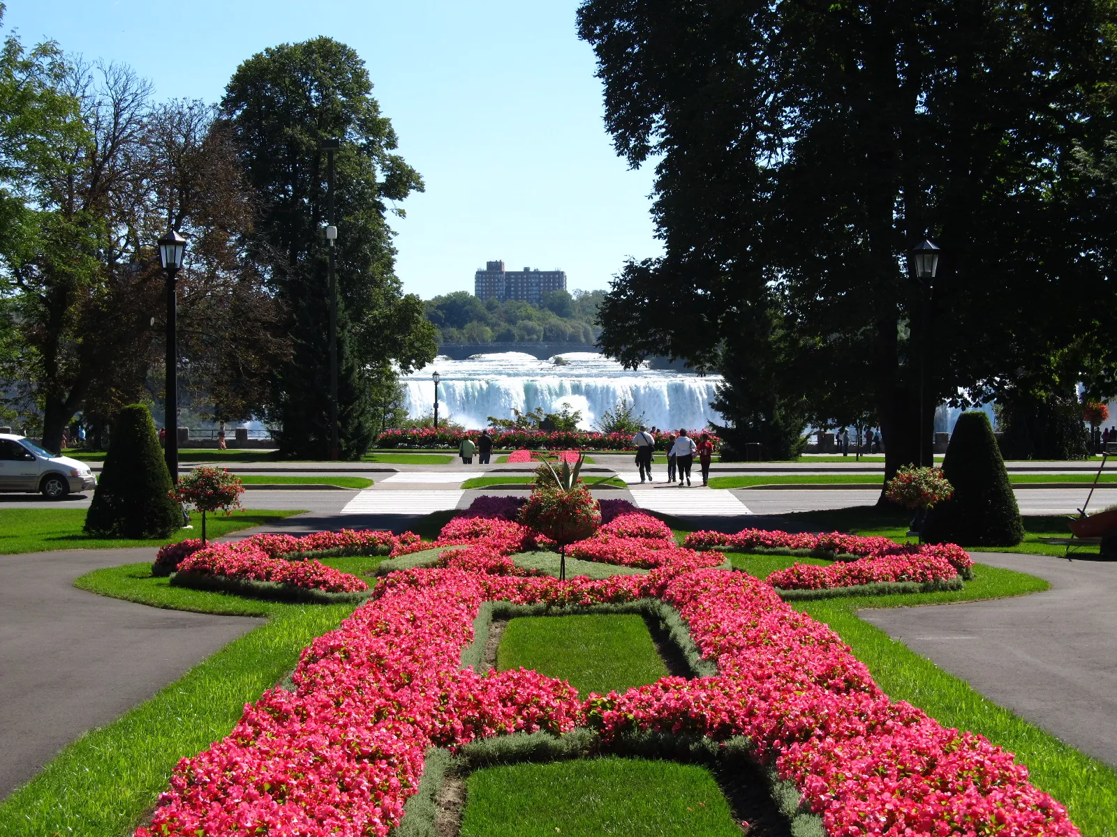 Queen Victoria Park in Canada, North America | Parks - Rated 3.8