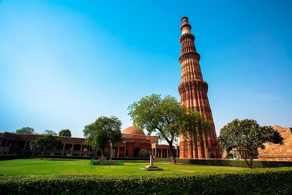 Qutb Minar in India, Central Asia | Architecture - Rated 5.8