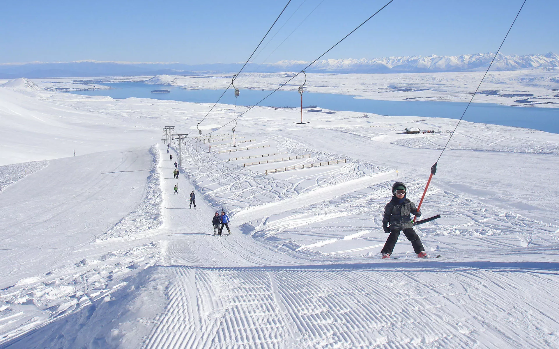Roundhill Ski Area in New Zealand, Australia and Oceania | Snowboarding,Skiing - Rated 0.8