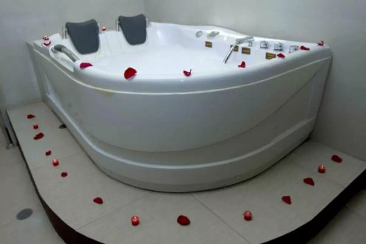 Royal Inn Suites Spa in Peru, South America | Sex Hotels,Sex-Friendly Places - Rated 3.3