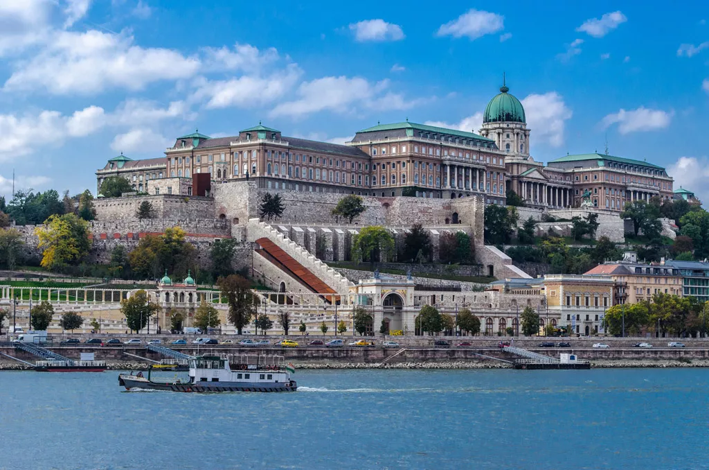 Buda Castle in Hungary, Europe | Castles - Rated 5.1
