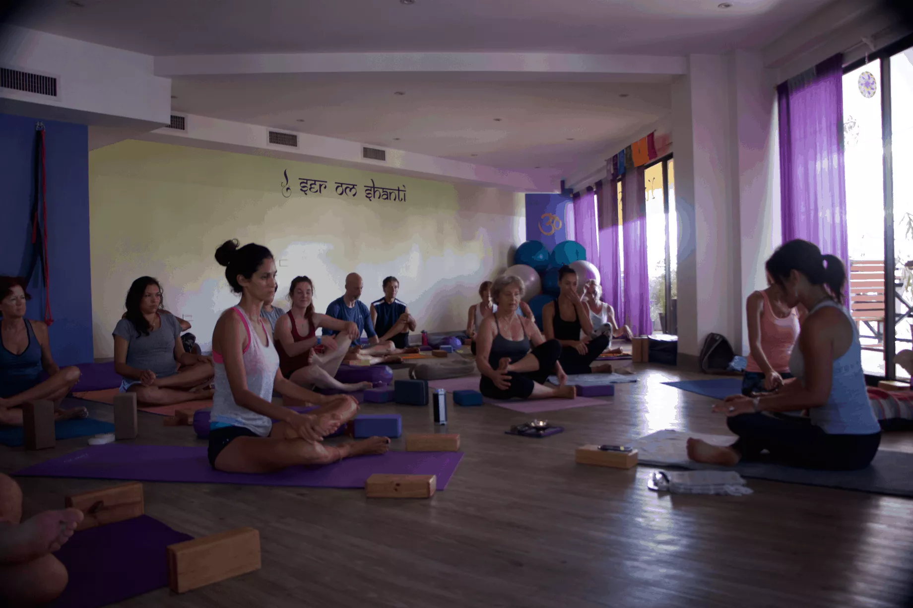 SER Om Shanti Yoga Studio in Costa Rica, North America | Yoga - Rated 4.6