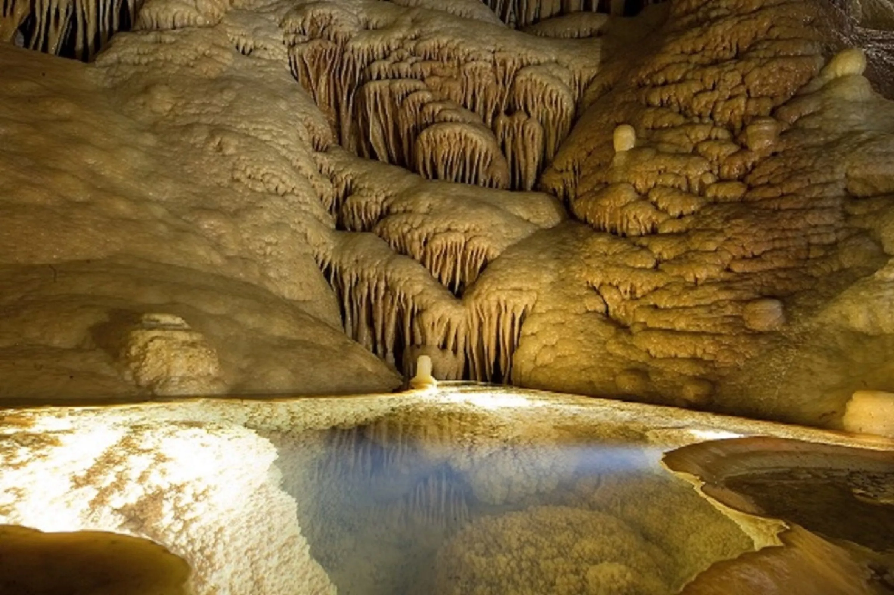 Clamouse Cave in France, Europe | Caves & Underground Places - Rated 4.1