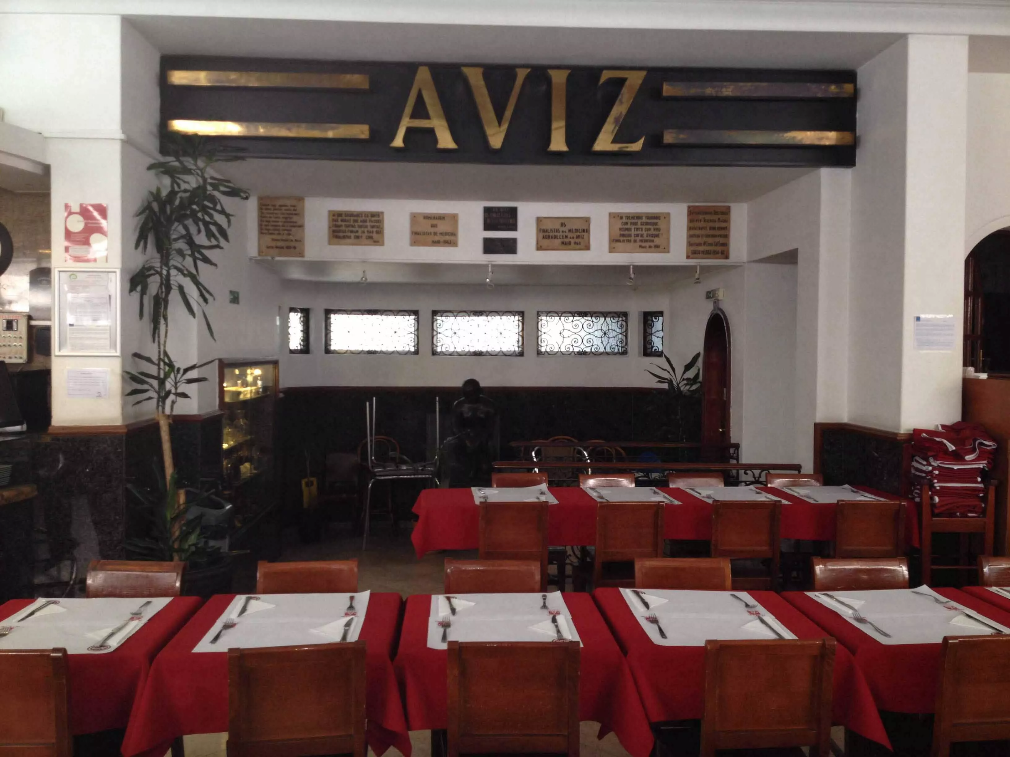 Aviz Tea Room in Portugal, Europe | Cafes,Billiards - Rated 3.5