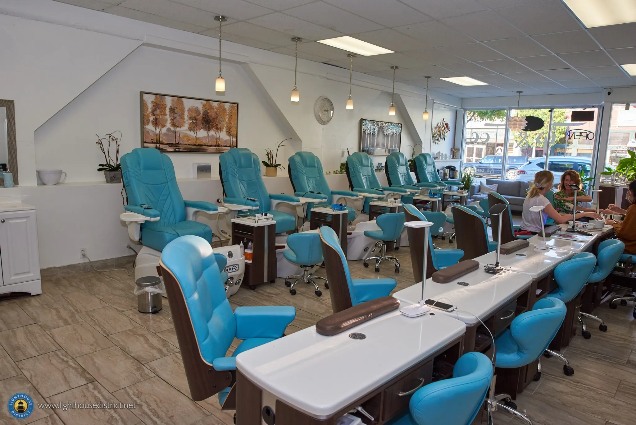 Salon Tip’ n Toe in Canada, North America | Tanning Salons - Rated 4.4