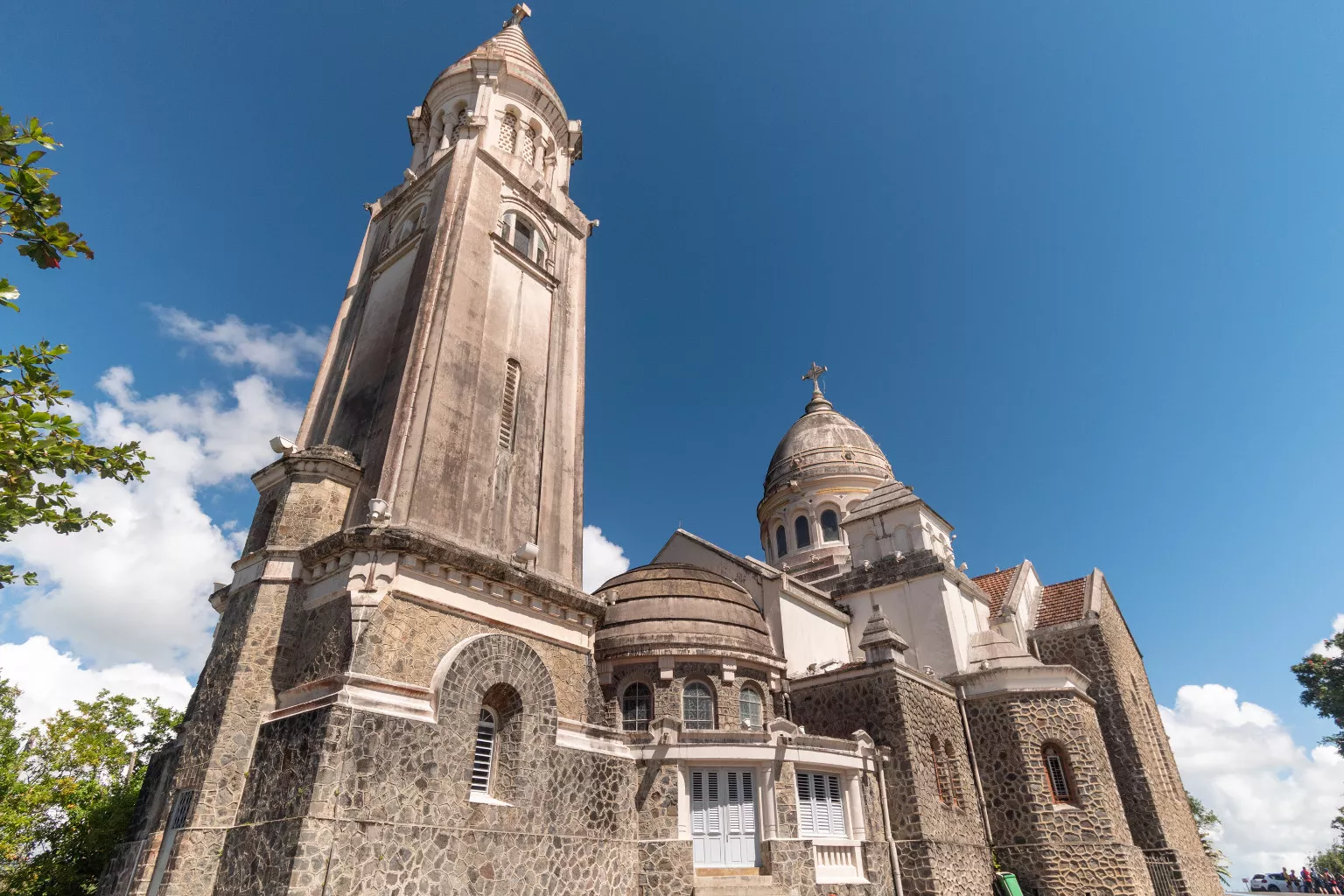 Sanctuaire Diocesain du Sacre-Coeur in France, Europe | Architecture - Rated 3.4