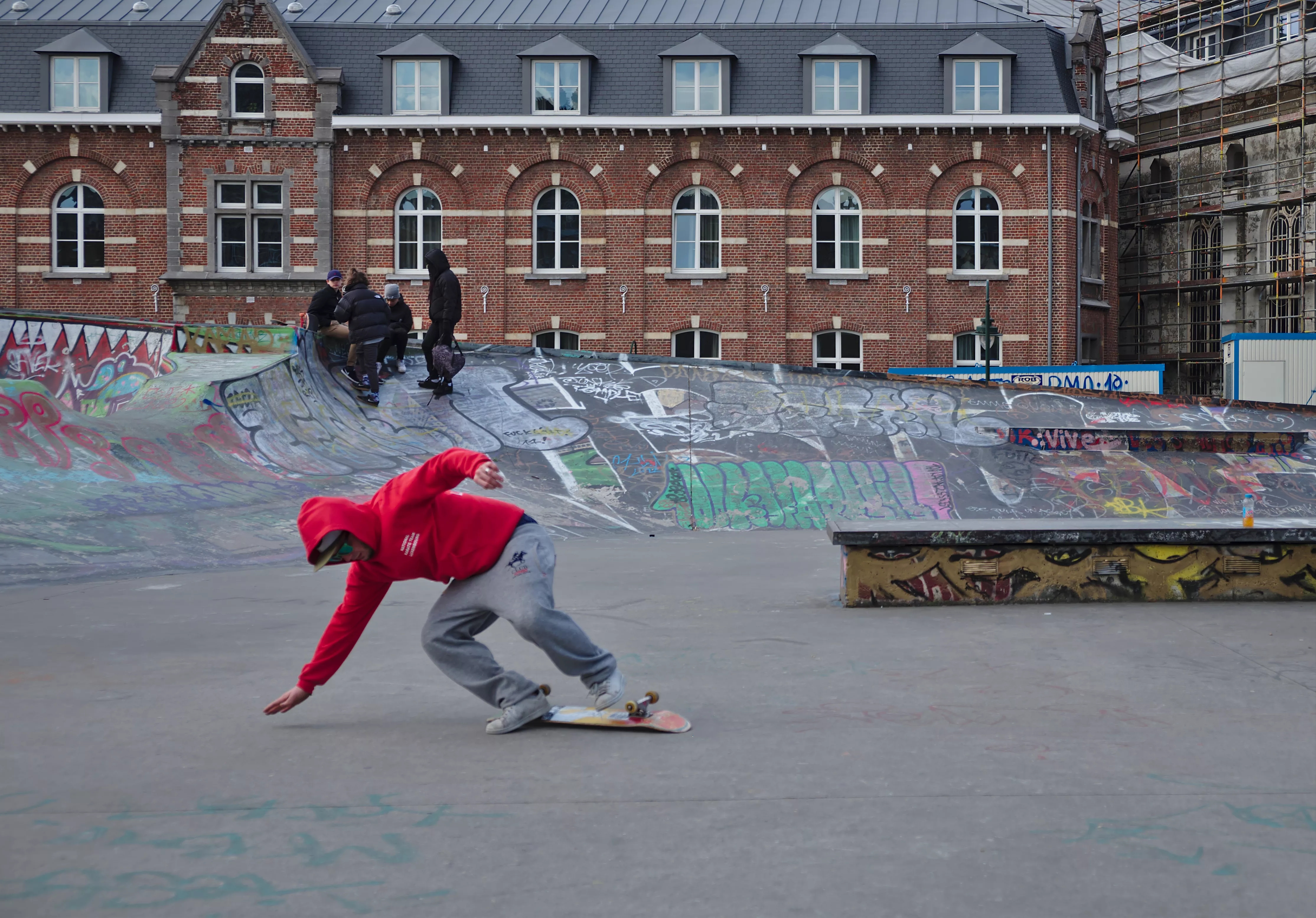 Skatepark Place de la Chapelle in Belgium, Europe | Skateboarding - Rated 3.6