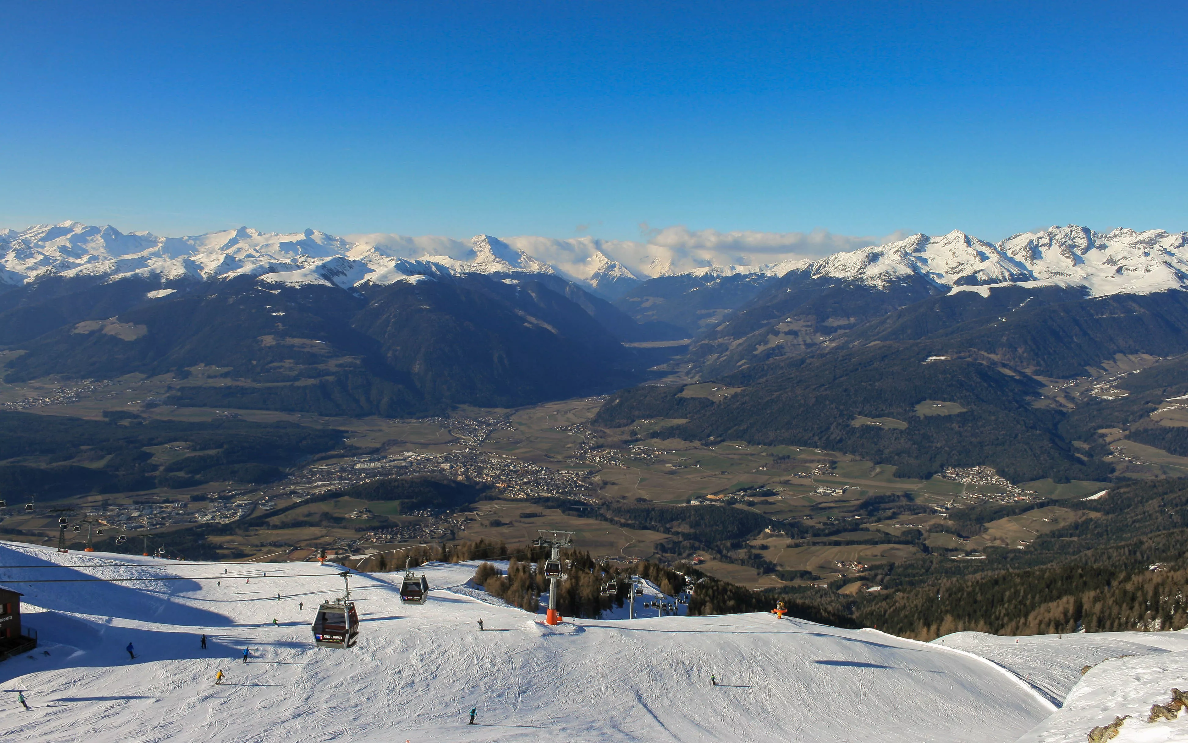Skigebiet Kronplatz in Italy, Europe | Snowboarding,Mountains,Skiing - Rated 4.1