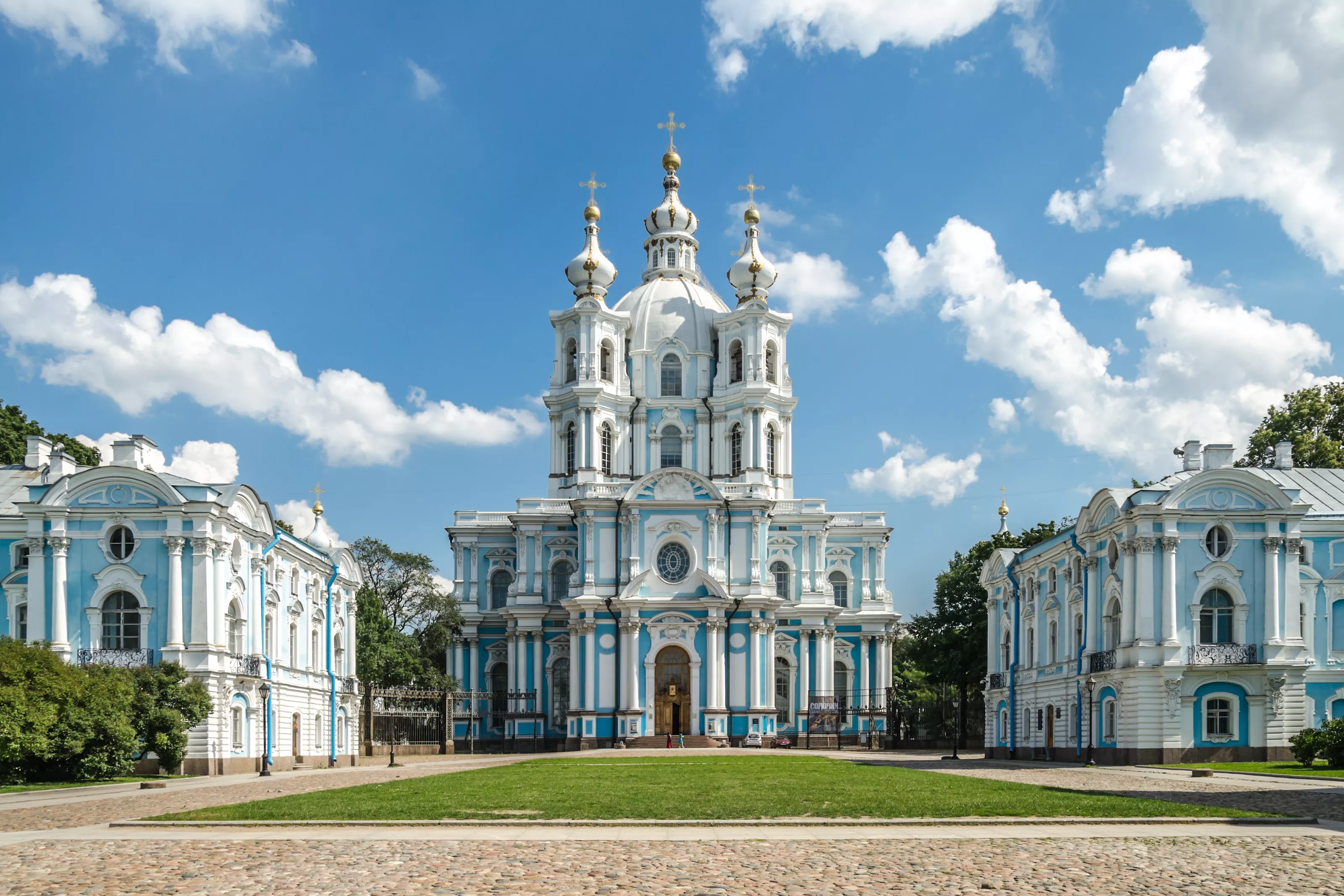 Smolny Cathedral in Russia, Europe | Architecture - Rated 4