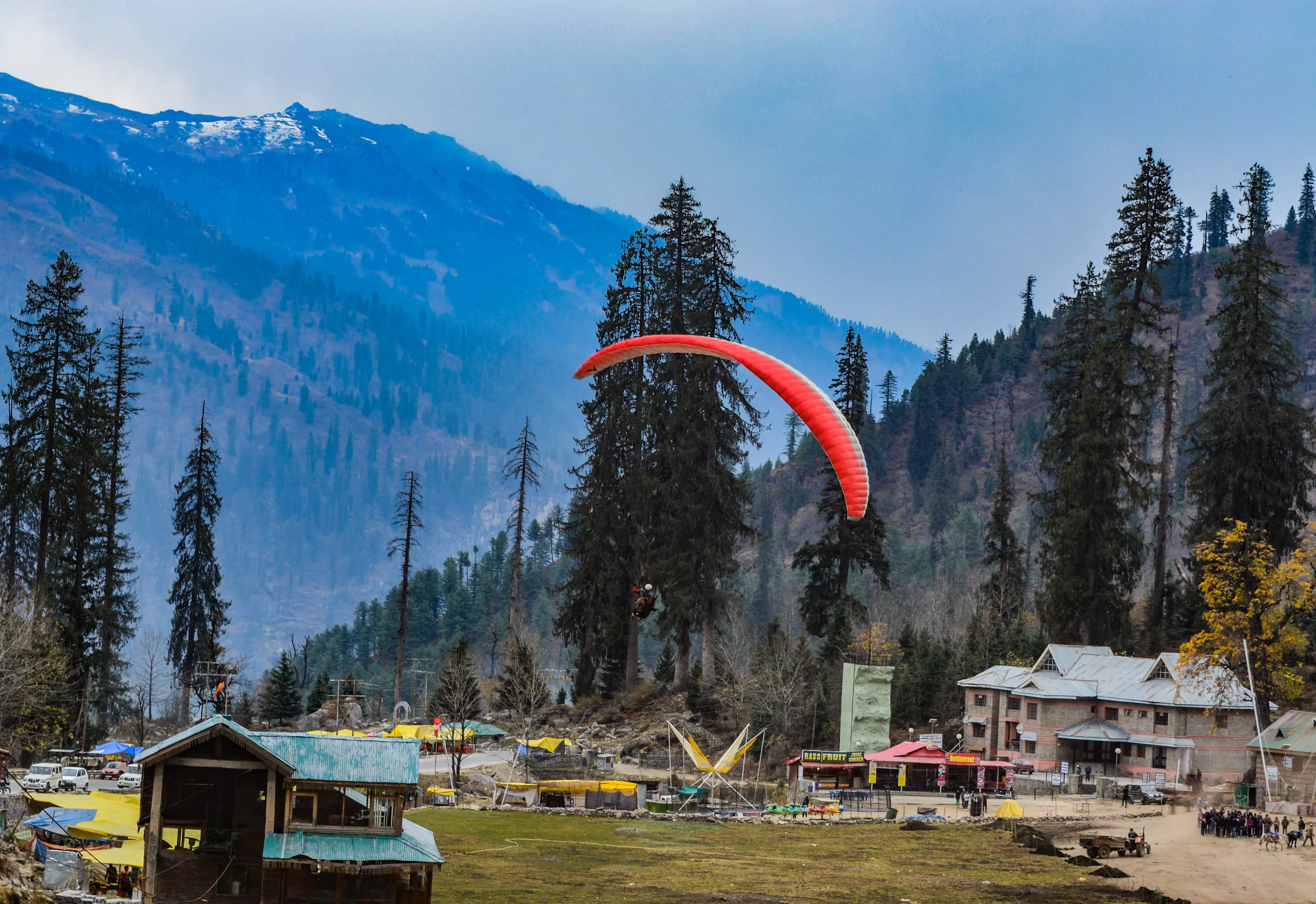 Solang Valley Sports Center in India, Central Asia | Paragliding - Rated 9.4