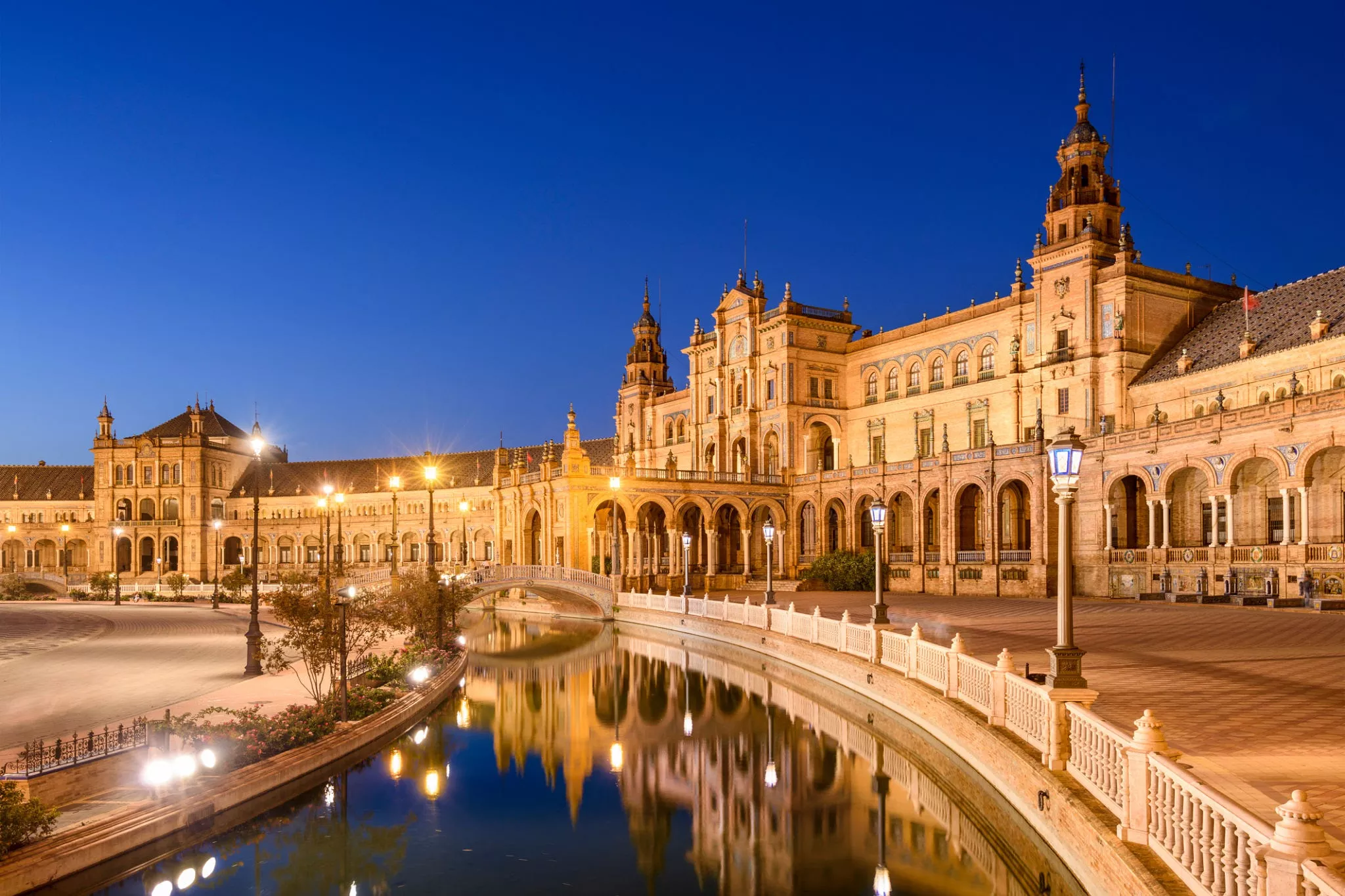 Spain Square in Spain, Europe | Architecture - Rated 6.1