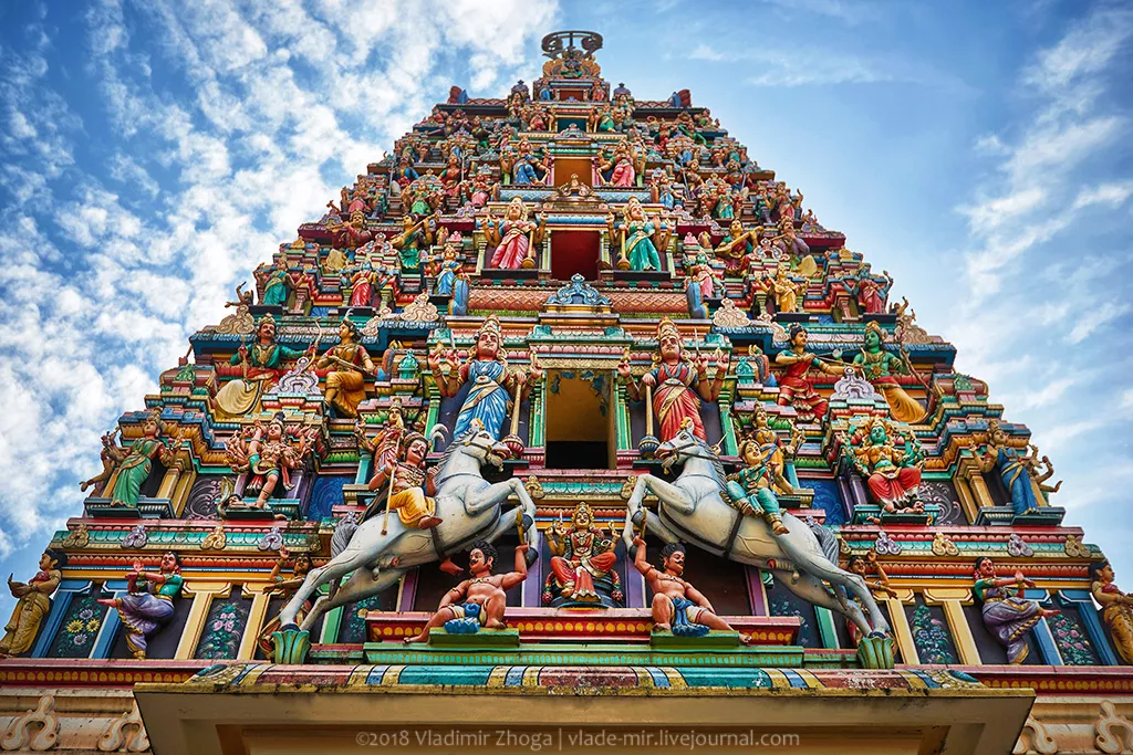 Sri Mahamariamman Temple in Malaysia, East Asia | Architecture - Rated 3.6