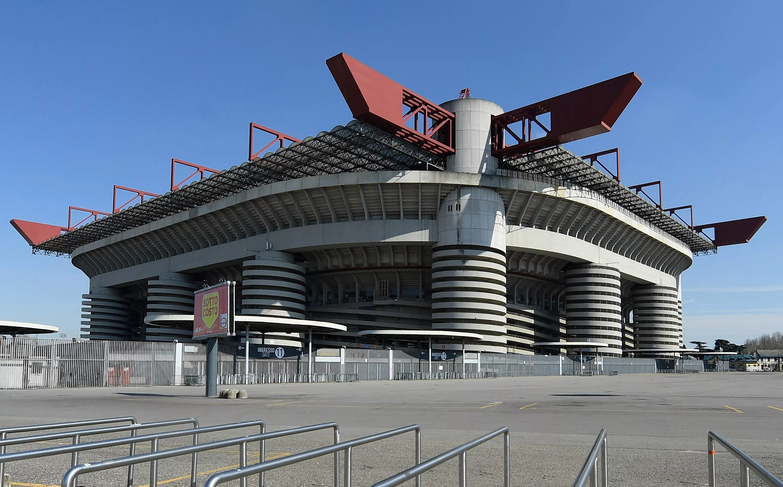 Stadio Giuseppe Meazza in Italy, Europe | Football - Rated 6.4