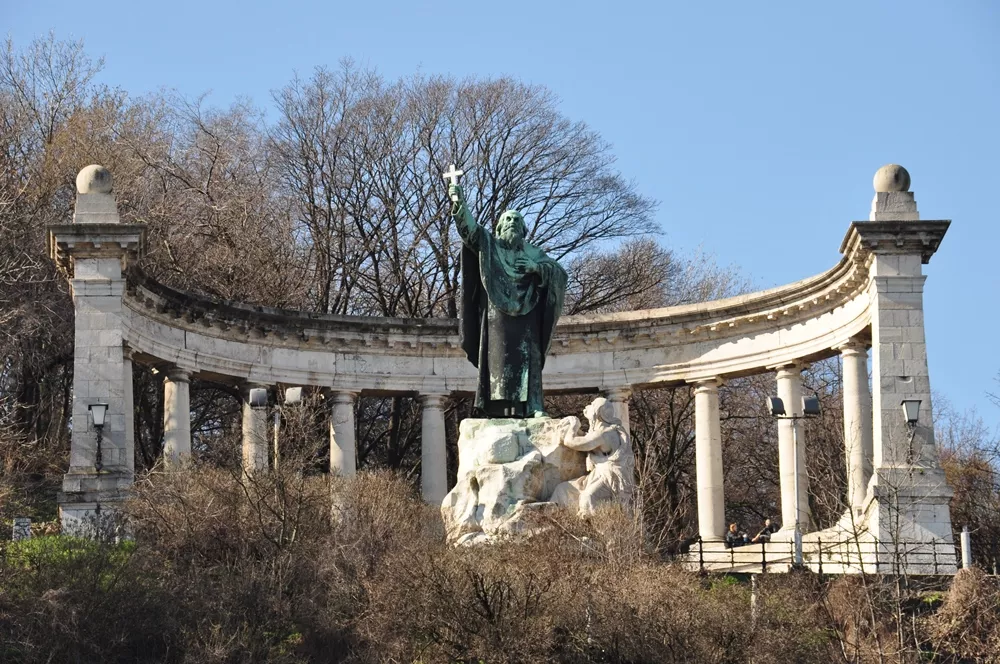 Statue of Saint Gellert in Hungary, Europe | Monuments - Rated 3.8