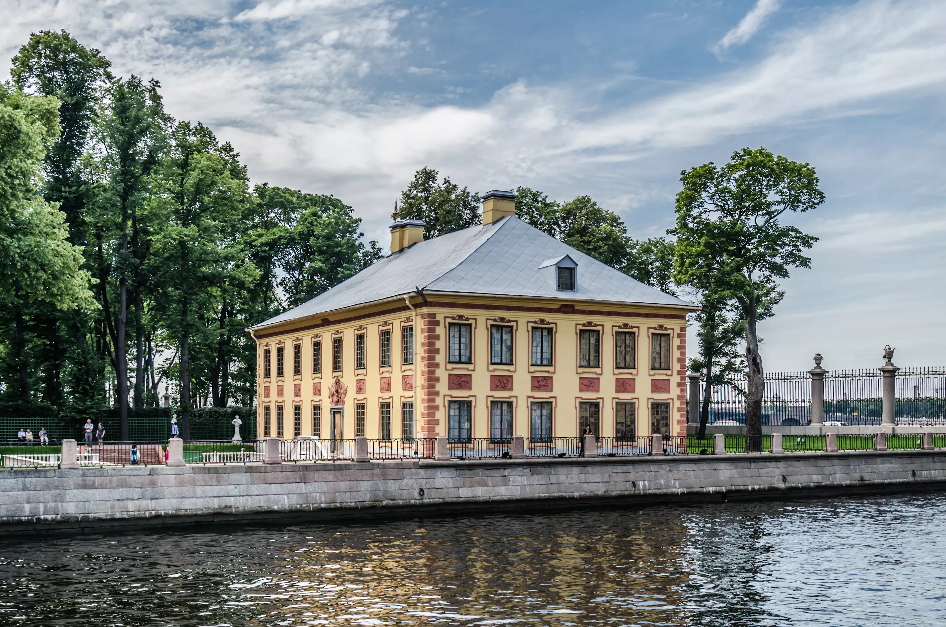 Summer Palace of Peter the Great in Russia, Europe | Architecture - Rated 3.9
